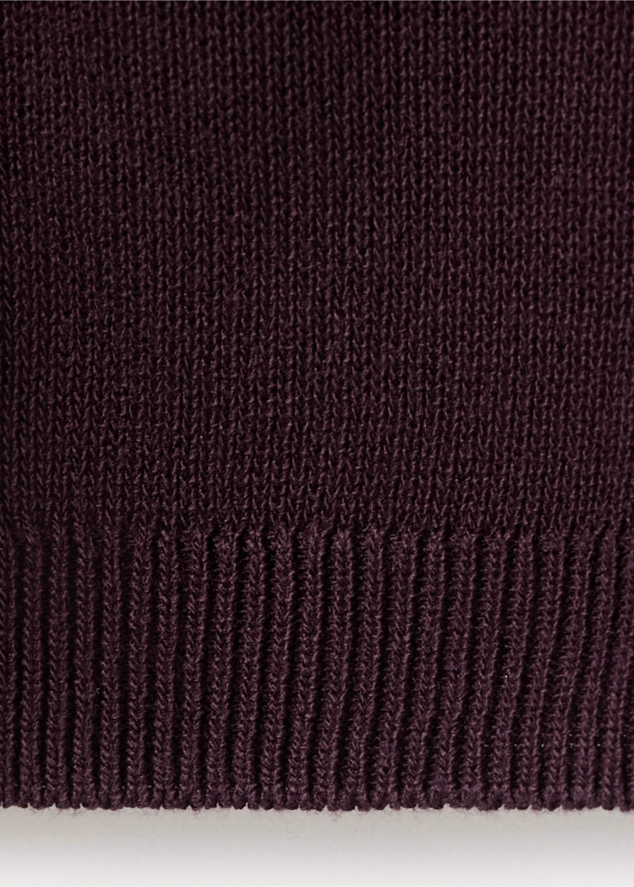Burgundy cardigan knit fabric detail showing ribbed hem., Wine. Ref: 27075819-00.