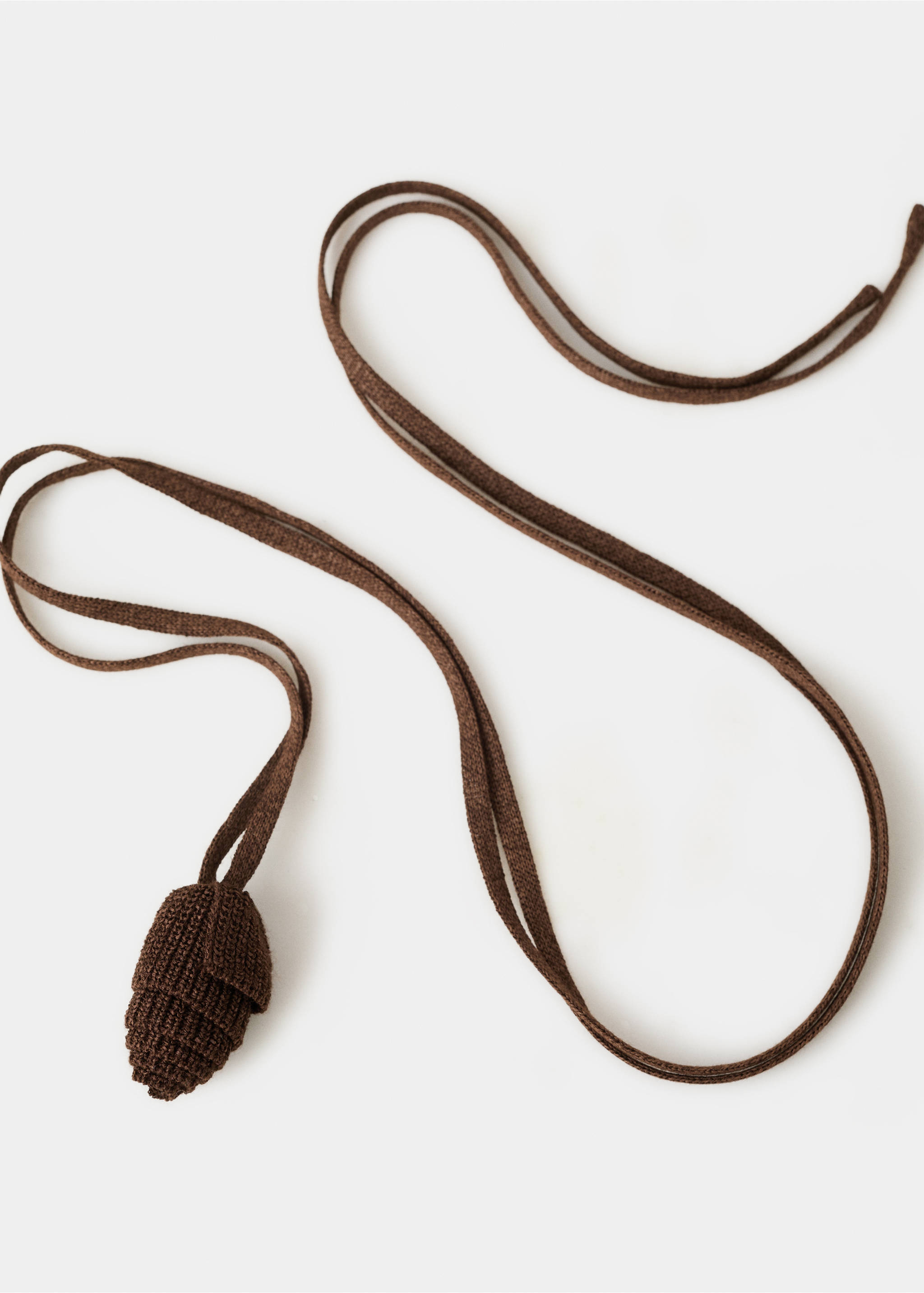 Fine-knit sweater - Details of the article 8, Chocolate. Ref: 27077137-00.