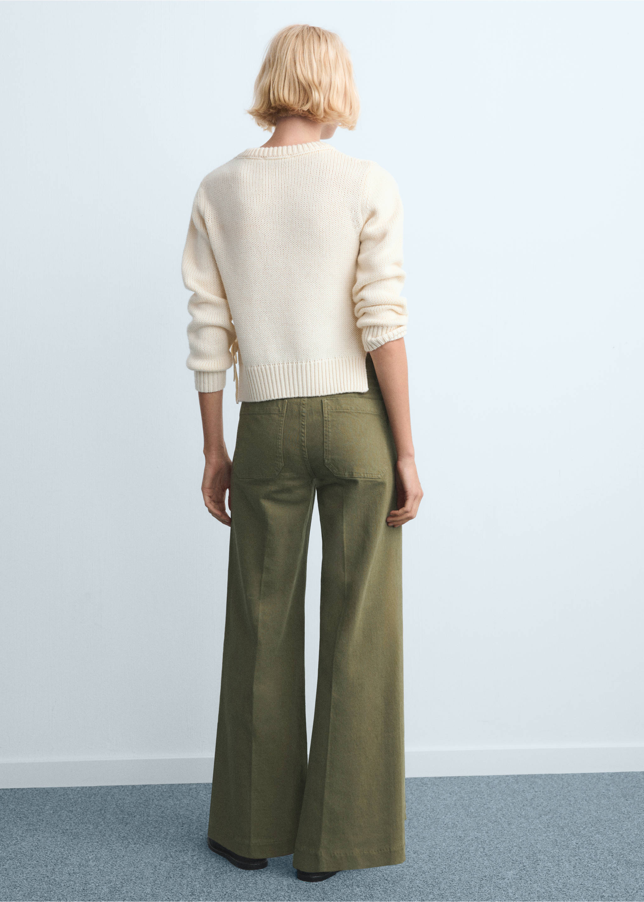 Wide leg jeans with pockets - Reverse of the article, Khaki. Ref: 27081228-00.