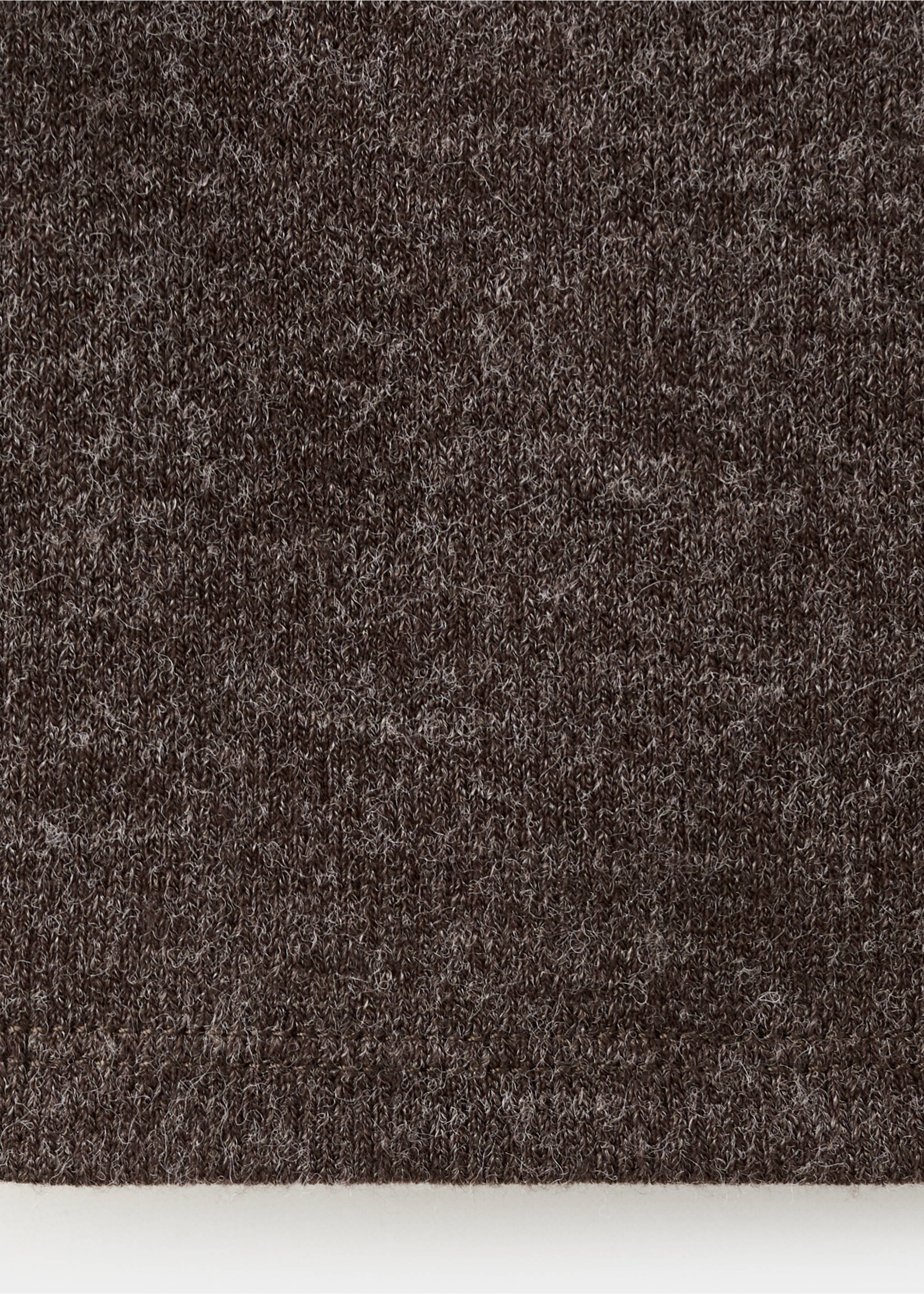 Top with lace neck - Details of the article 0, Chocolate. Ref: 27081535-00.