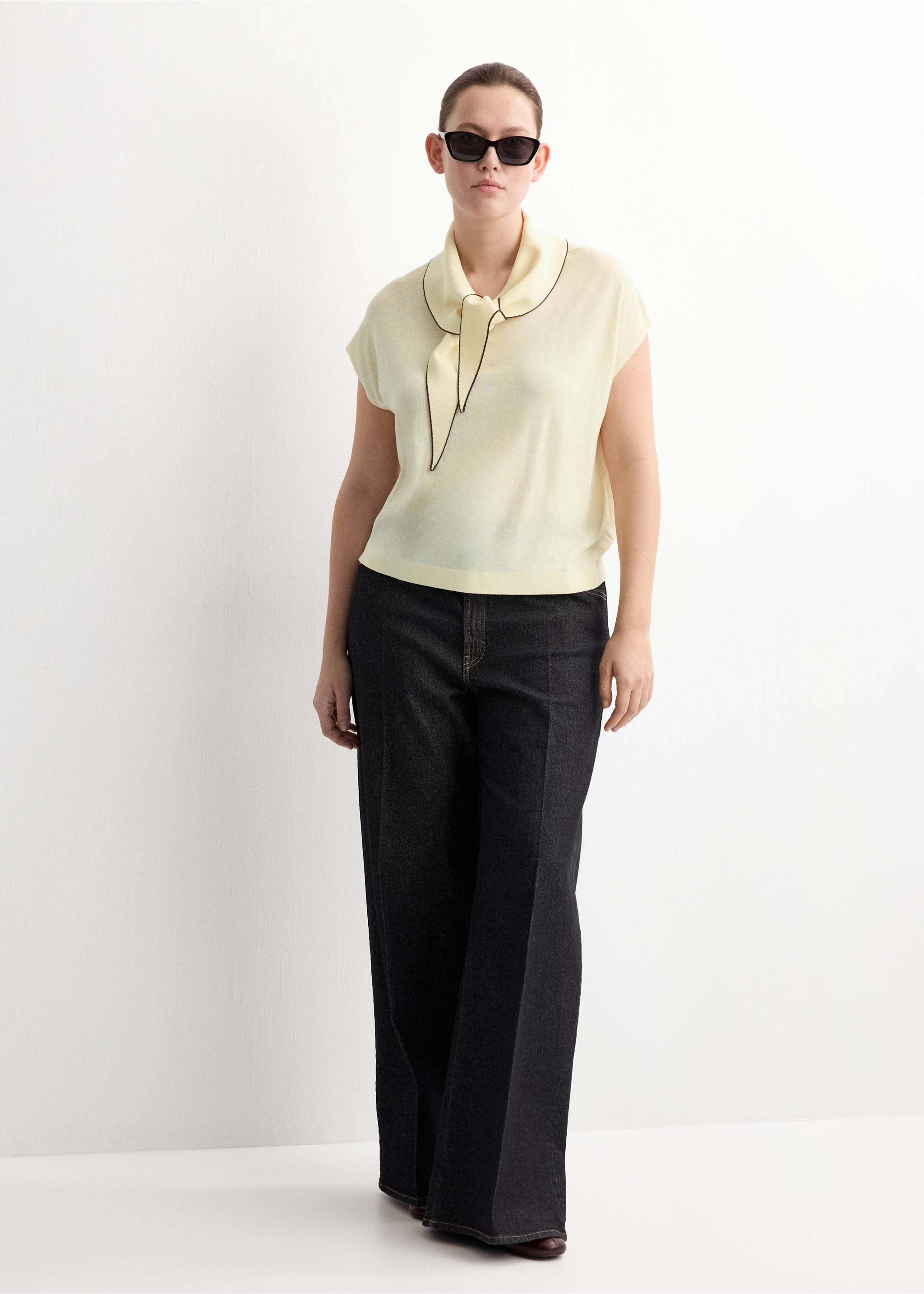 Knit top with scarf detail - Details of the article 6, Pastel Yellow. Ref: 27084083-00.