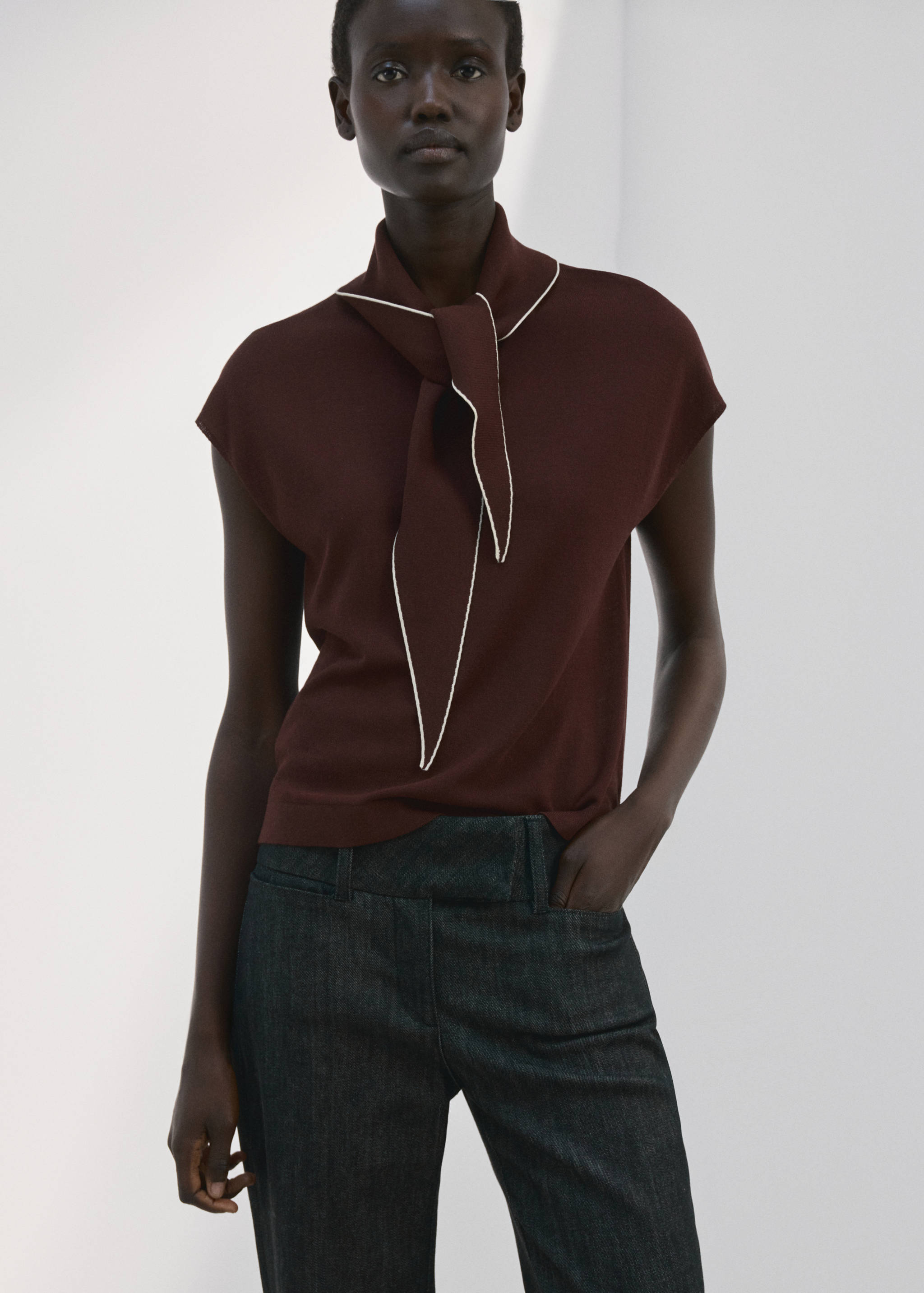 Knit top with scarf detail - Medium plane