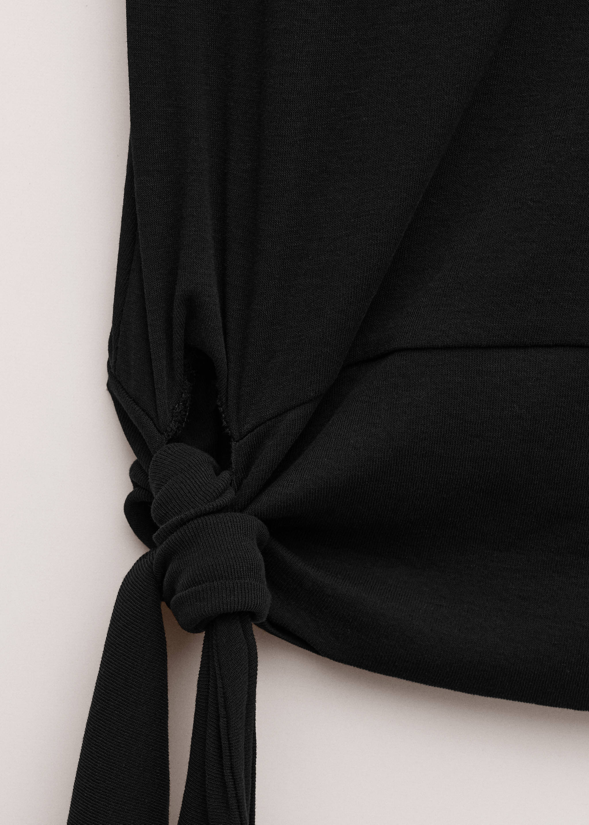 Cotton top with knot detail - Details of the article 0