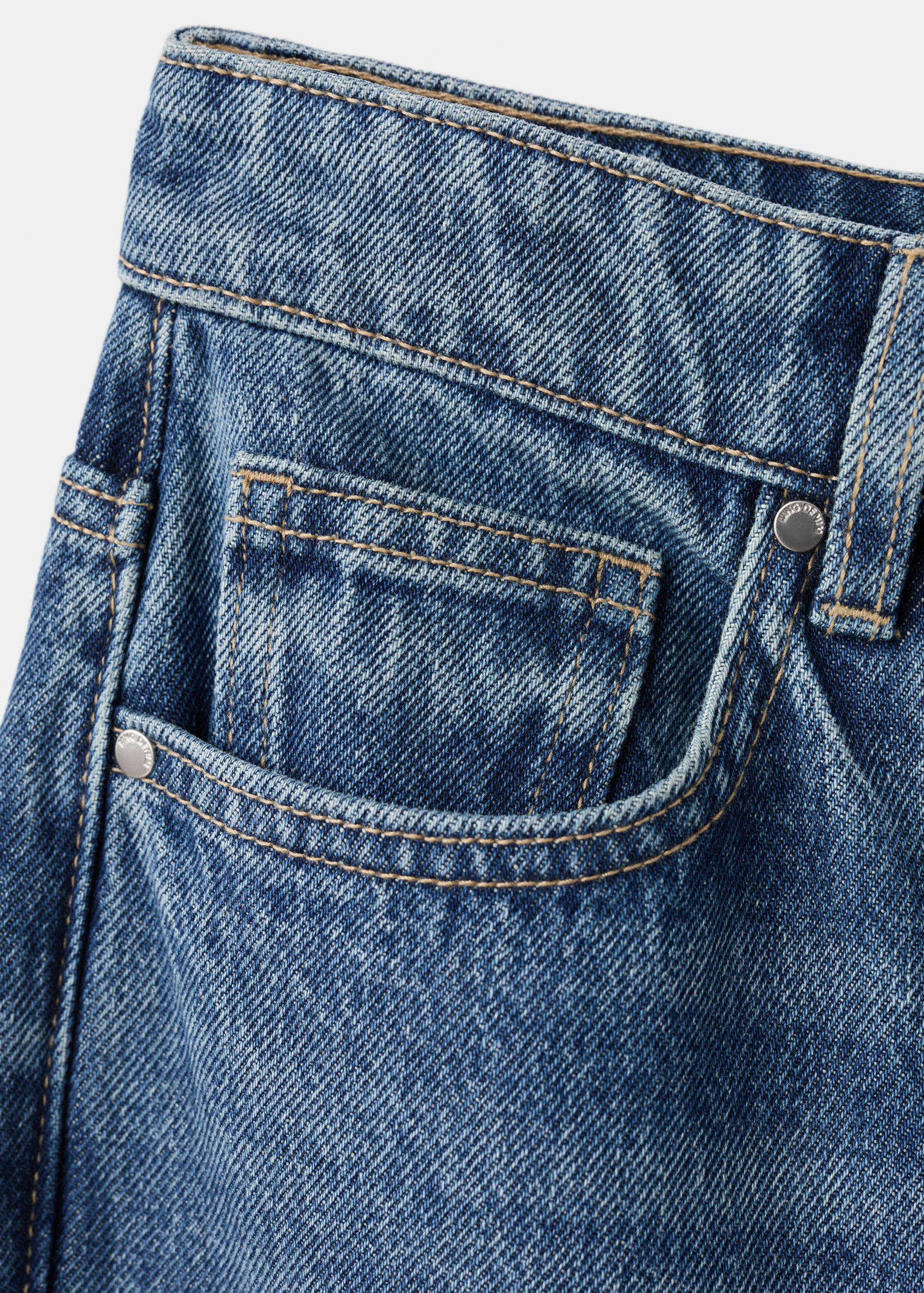 Wide leg mid-rise jeans - Details of the article 0