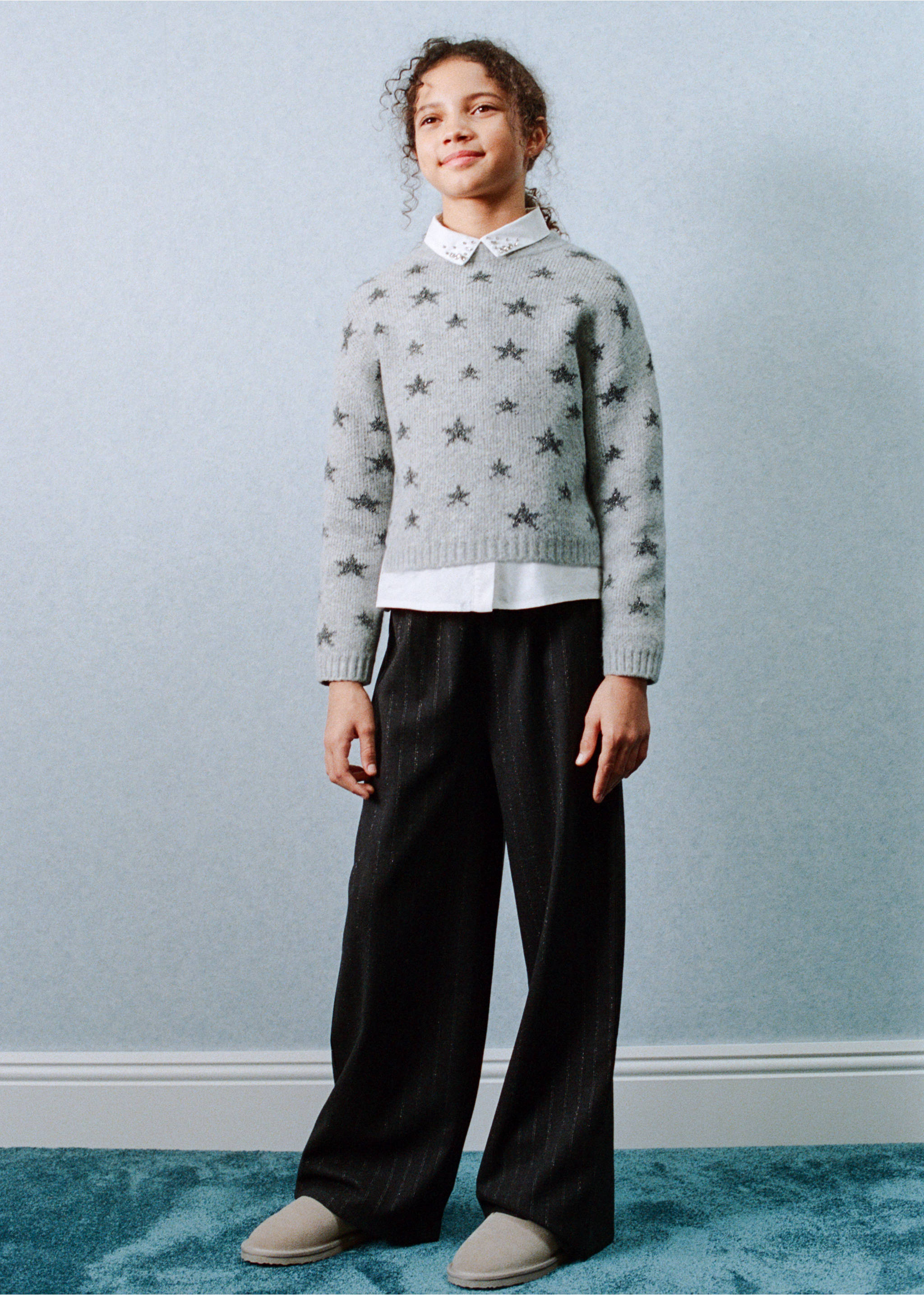 Grey star-patterned knit sweater with ribbed trims and crew neck., Grey. Ref: 27091178-00.