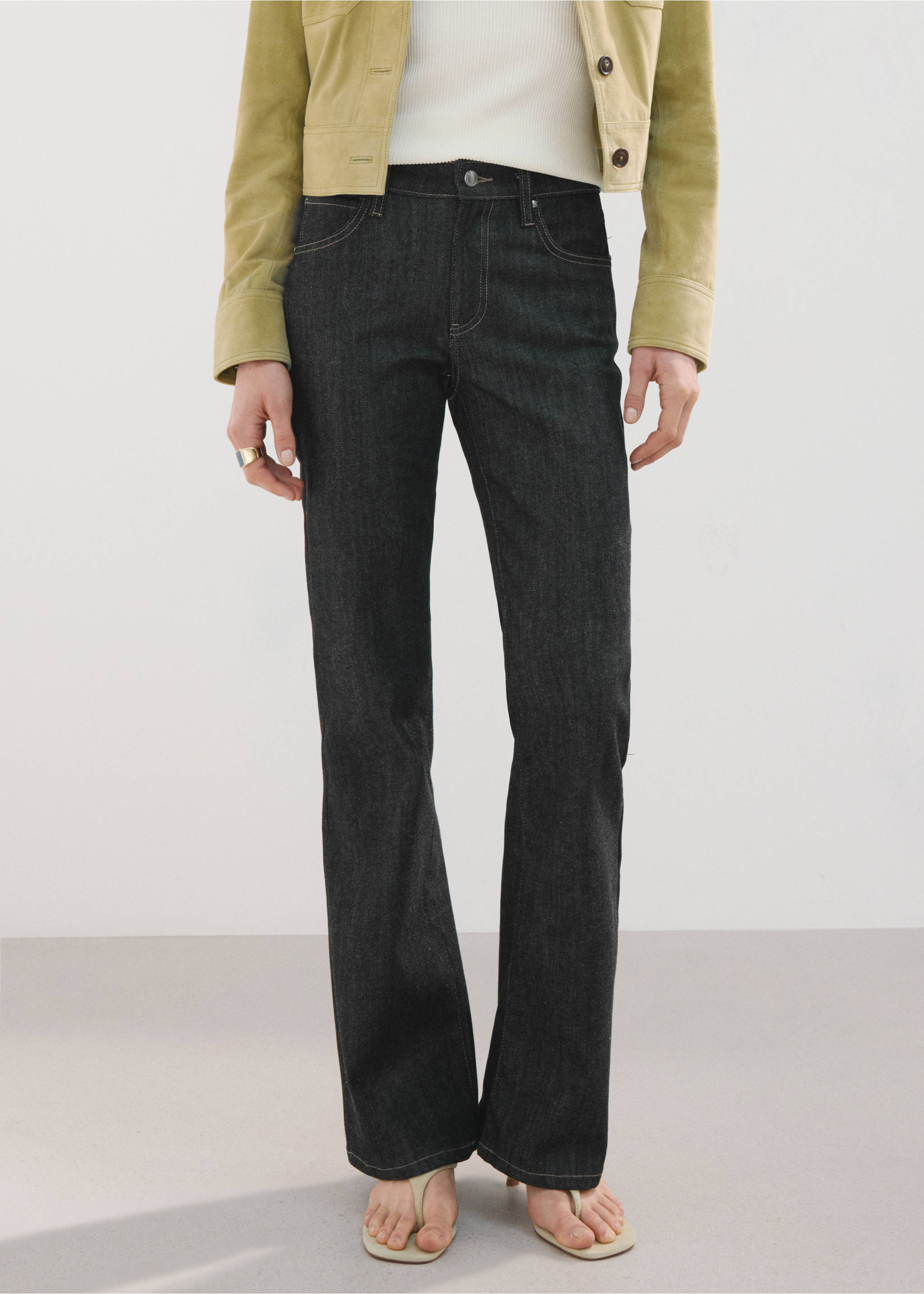 Mid-rise flared jeans - Medium plane, Black. Ref: 27093318-00.