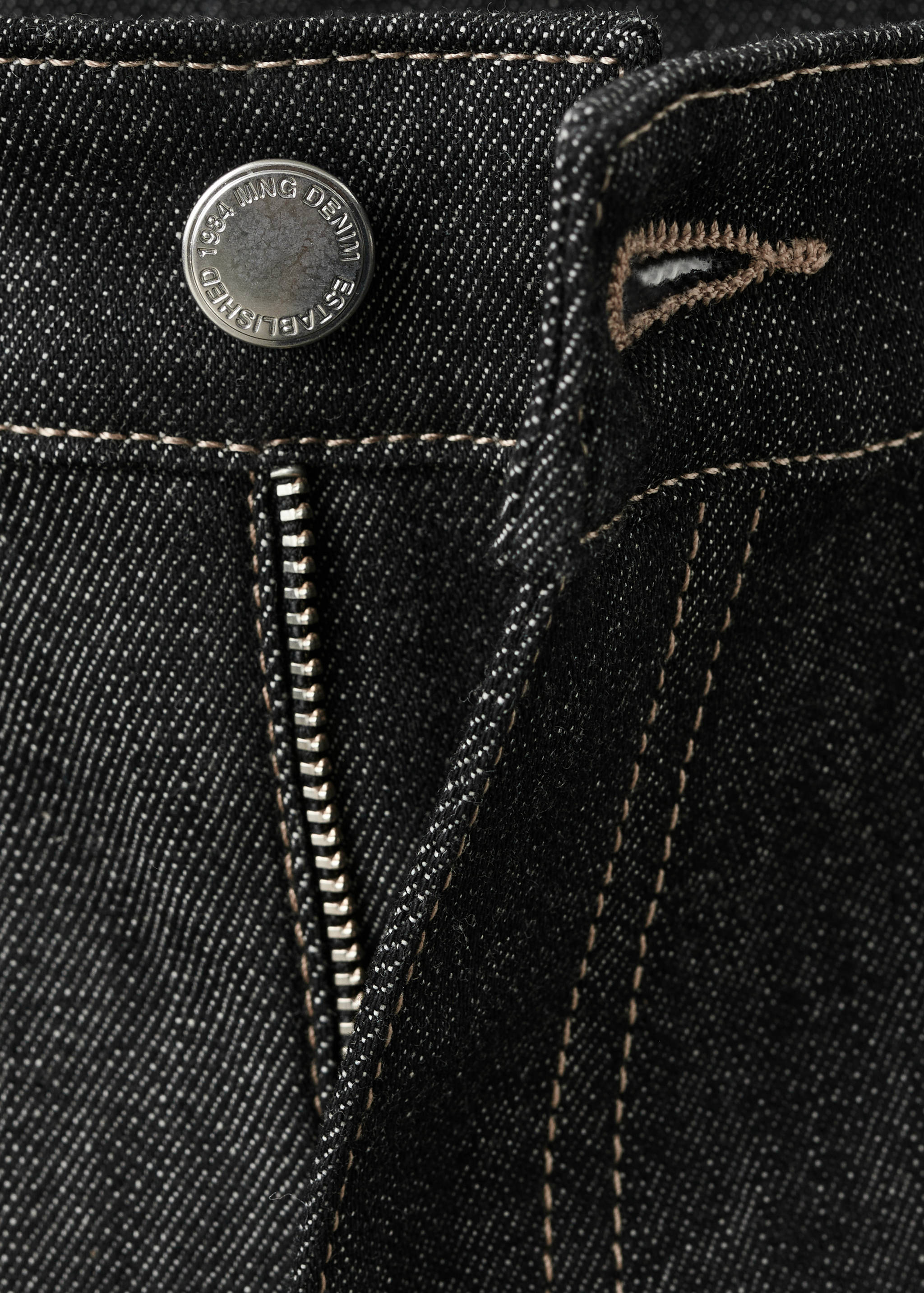 Mid-rise flared jeans - Details of the article 8