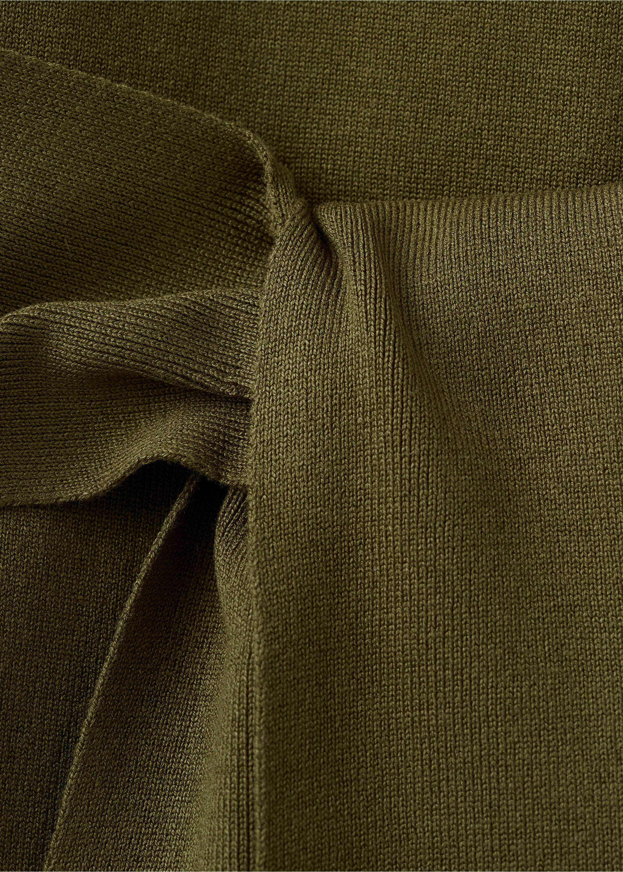 Belted knitted waistcoat - Details of the article 0, Khaki. Ref: 27095820-00.