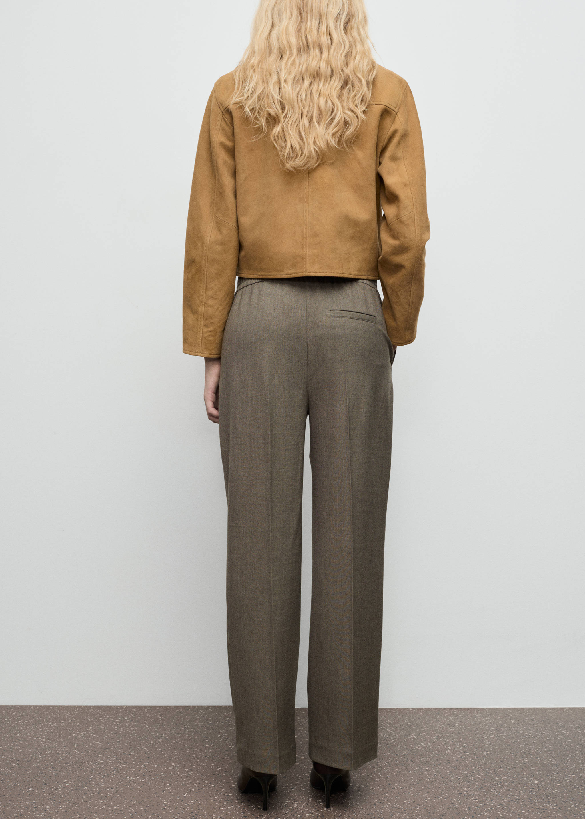 Wide leg trousers with elastic waist - Reverse of the article