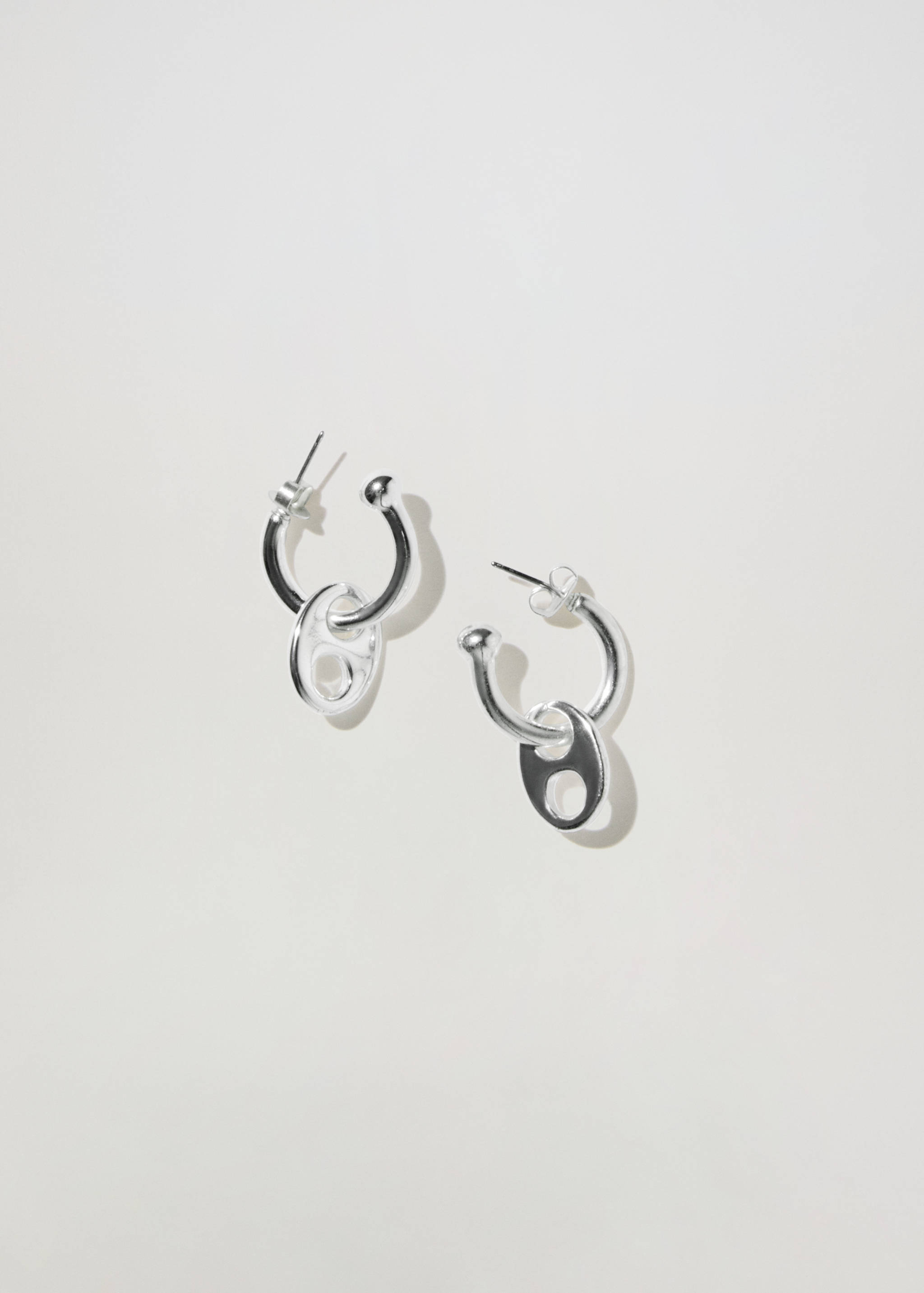 Hoop pendant earrings - Article without model