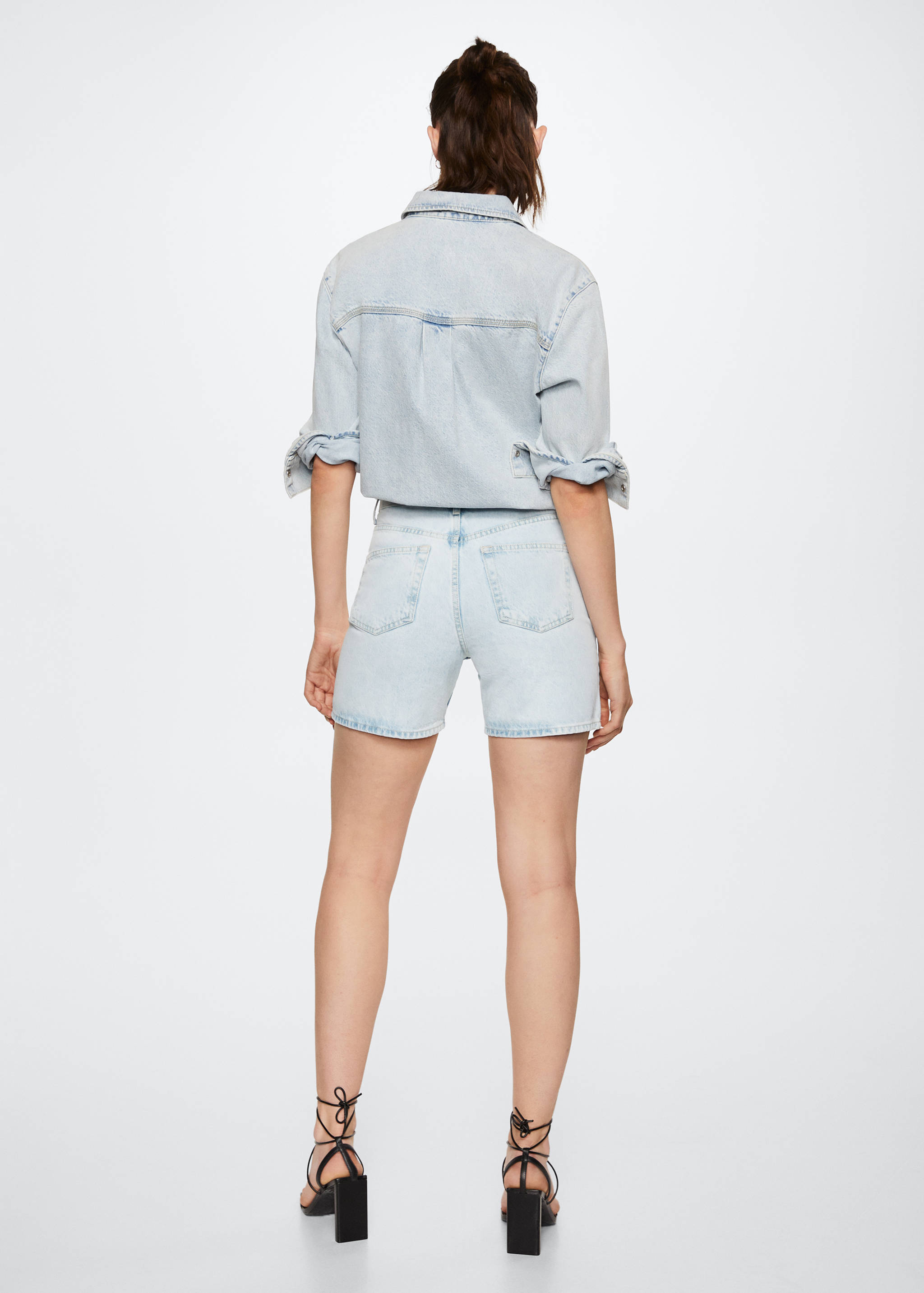 Straight denim shorts - Reverse of the article