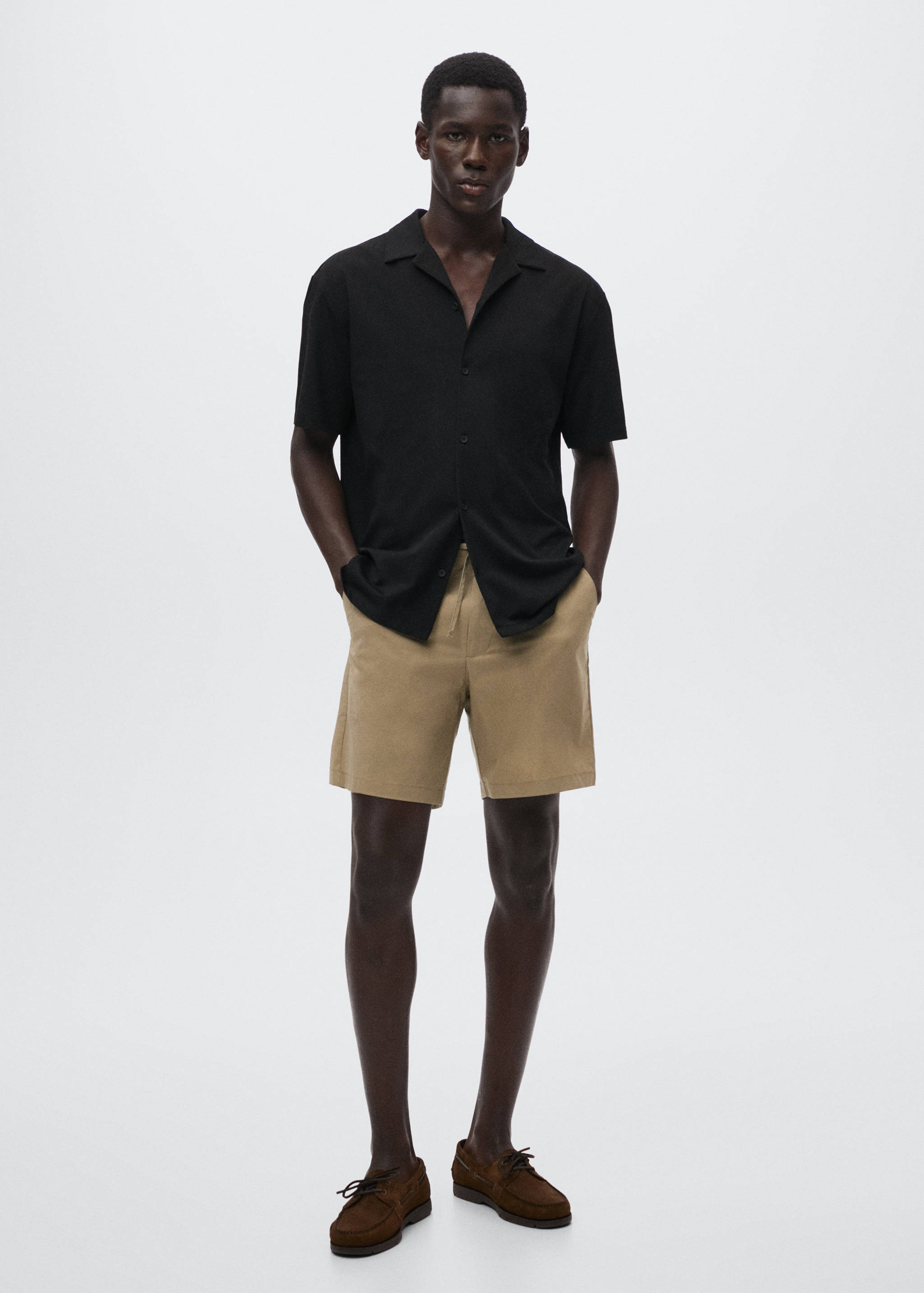 Elastic waist Bermuda shorts - General plane