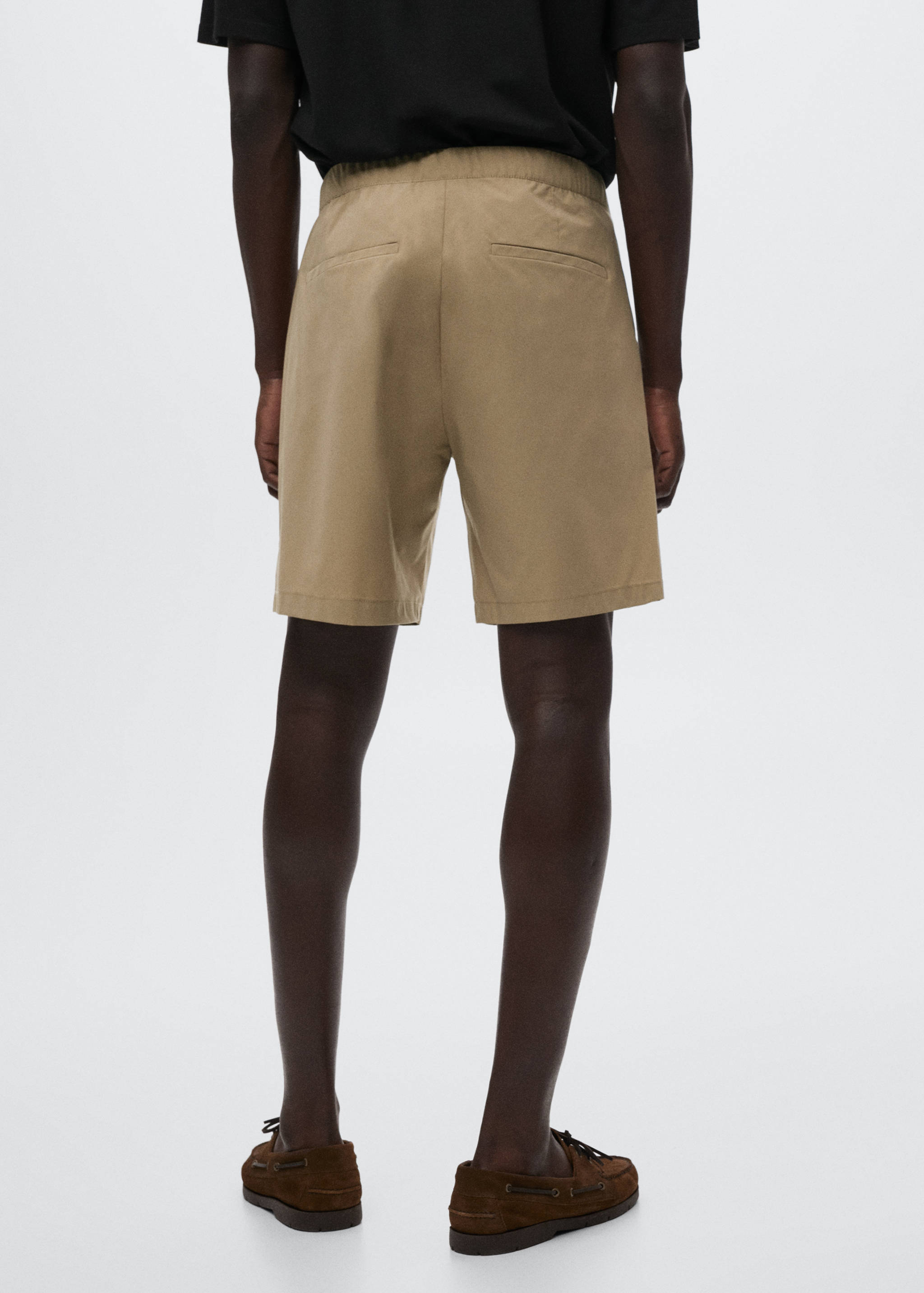 Elastic waist Bermuda shorts - Reverse of the article