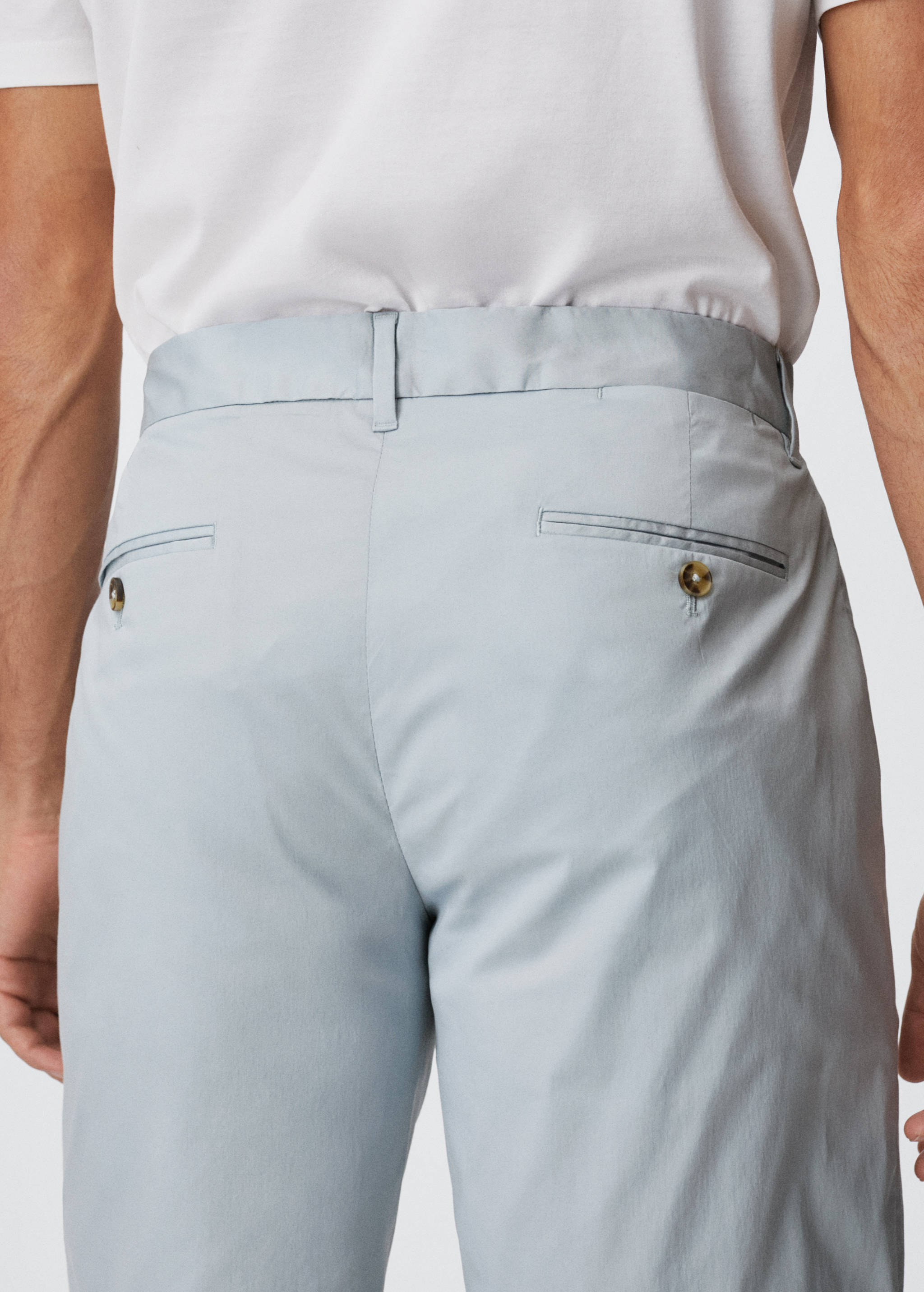 Slim-fit chino cotton bermuda shorts - Details of the article 3