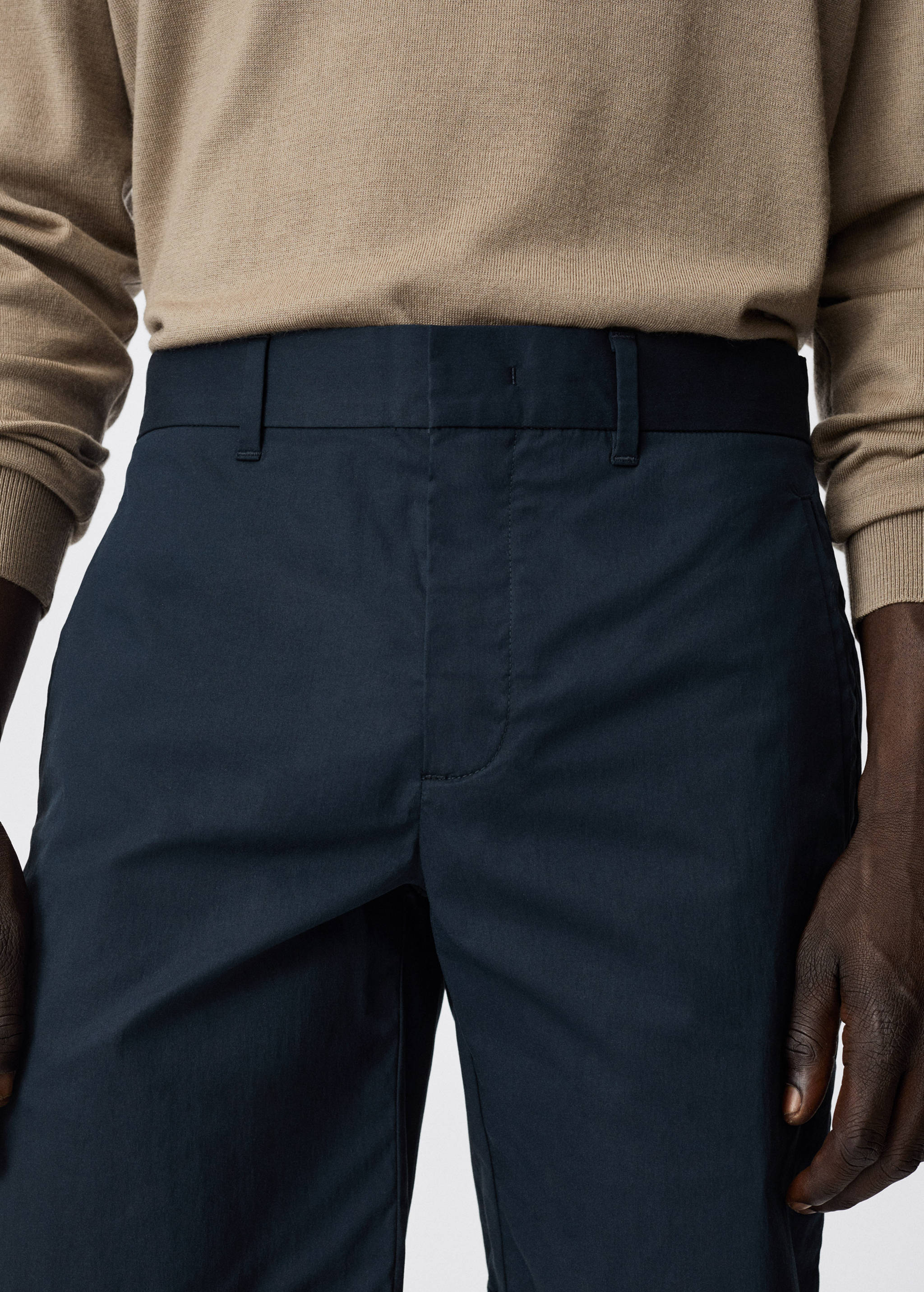 Slim-fit chino cotton bermuda shorts - Details of the article 1