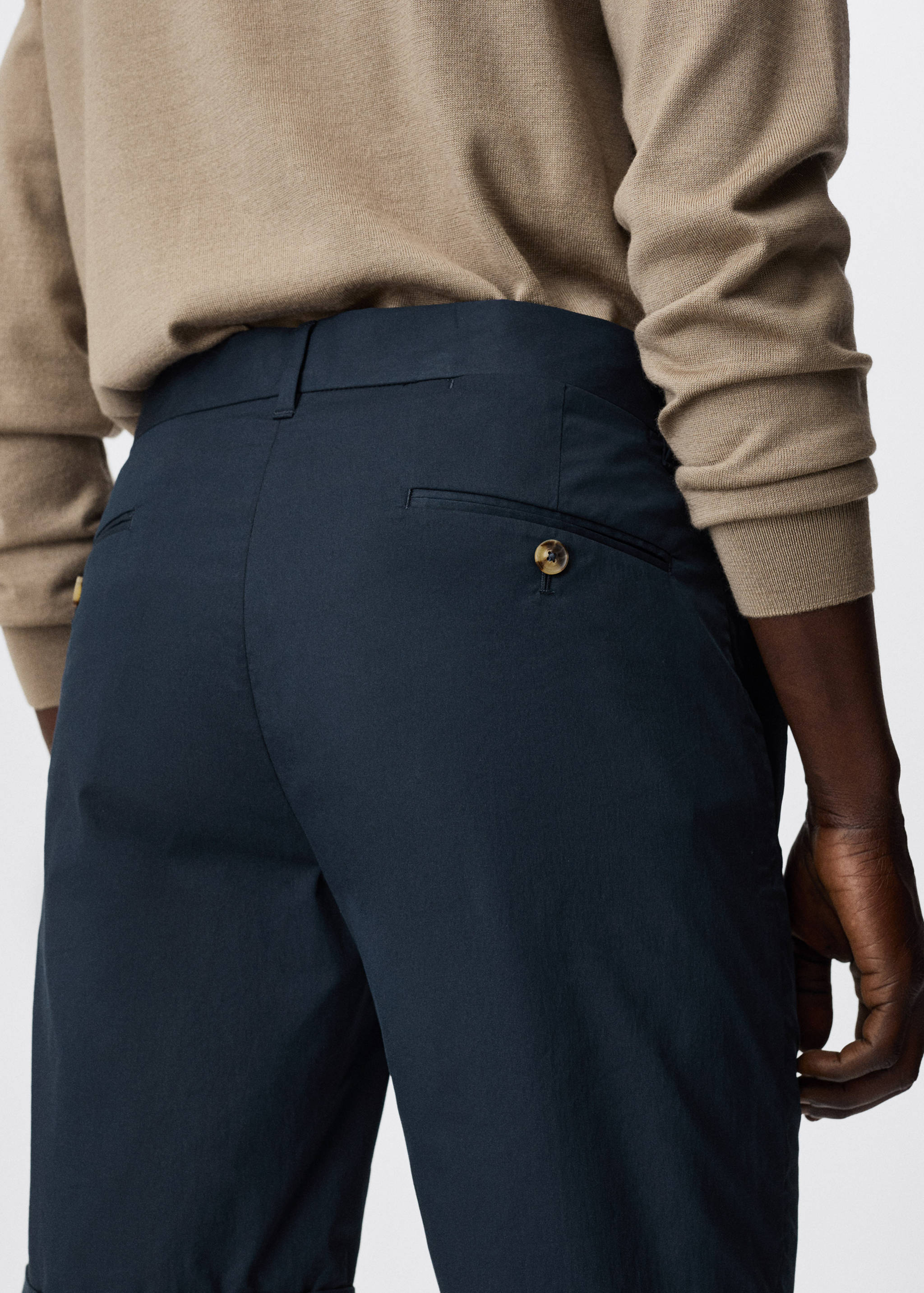 Slim-fit chino cotton bermuda shorts - Details of the article 3