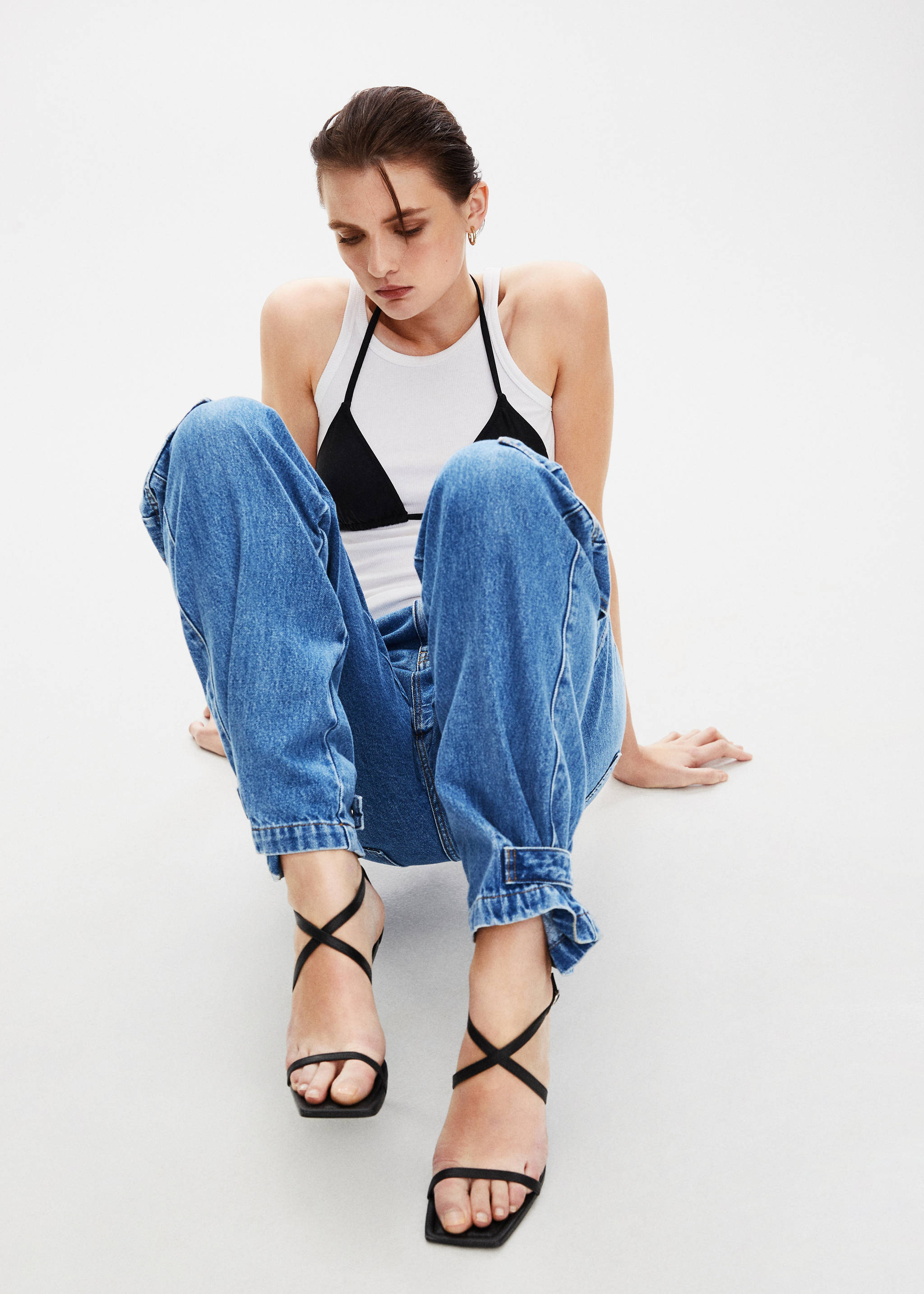 Riemensandale mit Absatz - Detail des Artikels 9