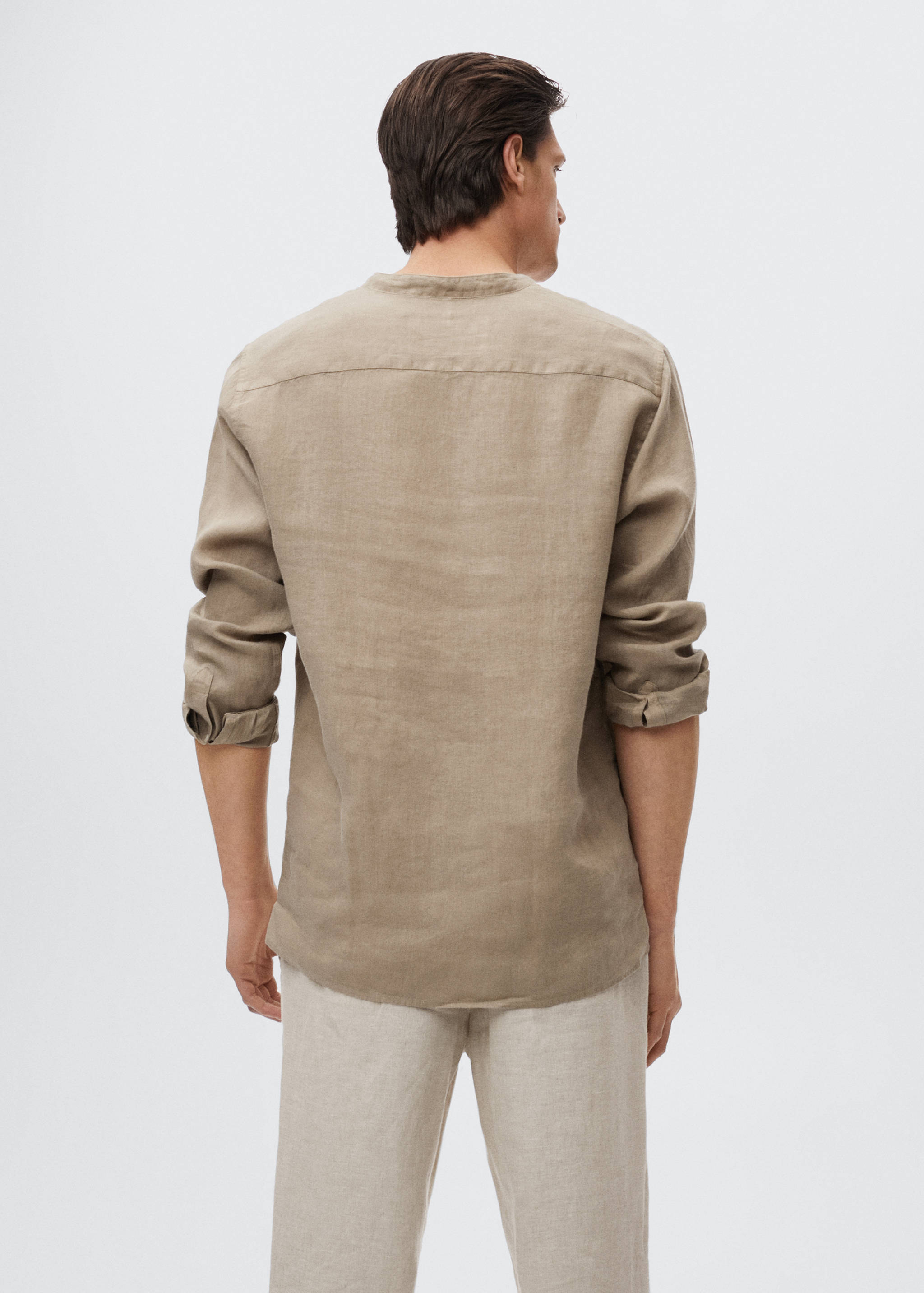 Regular-fit Mao-collar linen shirt - Reverse of the article