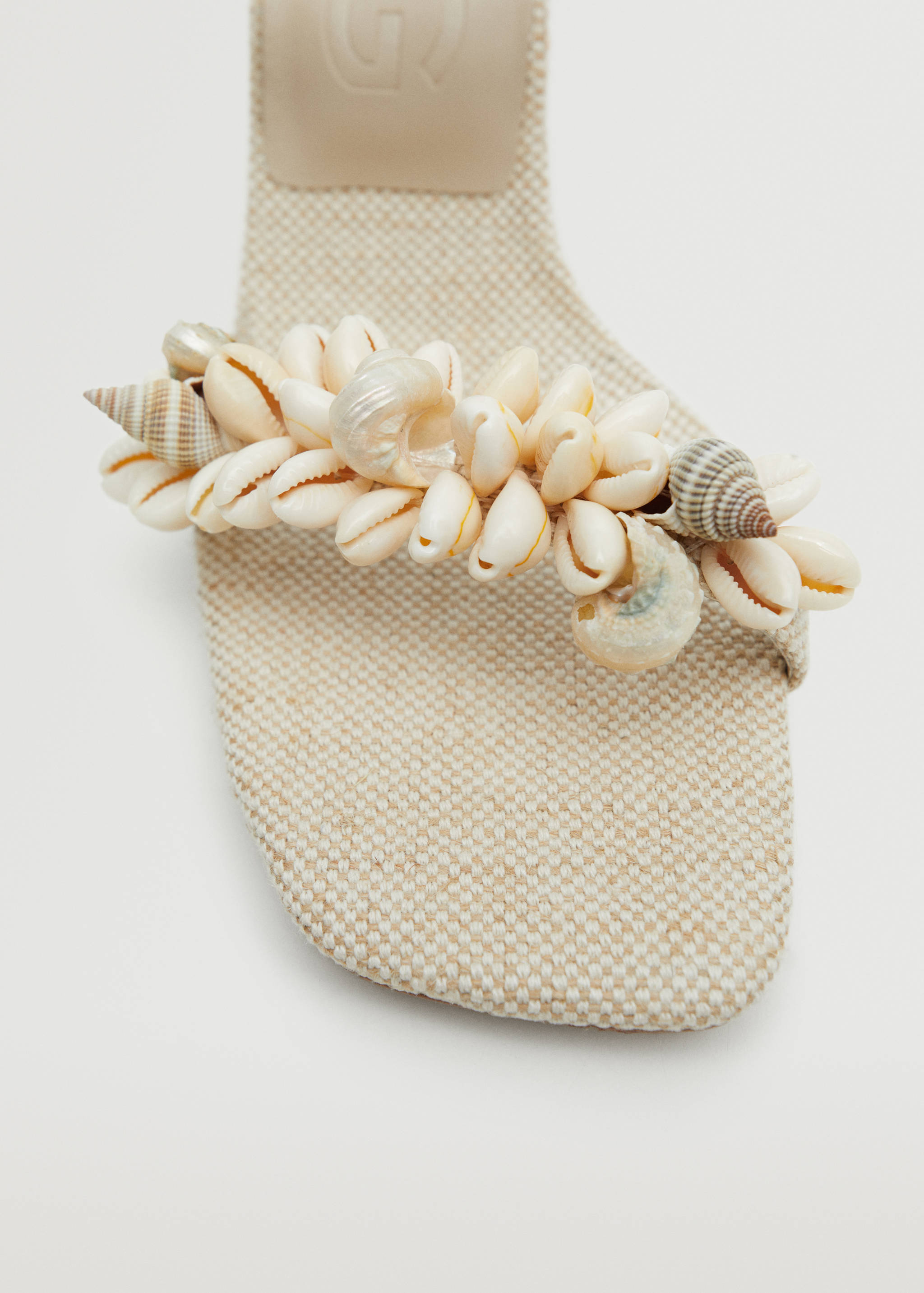 Sandalia conchas tacón - Detalle del artículo 2