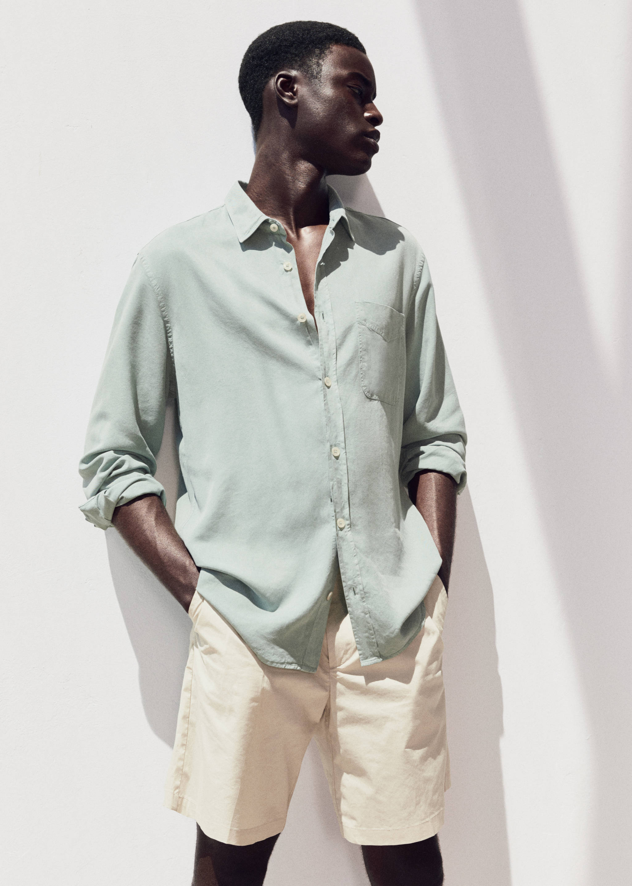 Cotton pleated Bermuda shorts - Details of the article 6