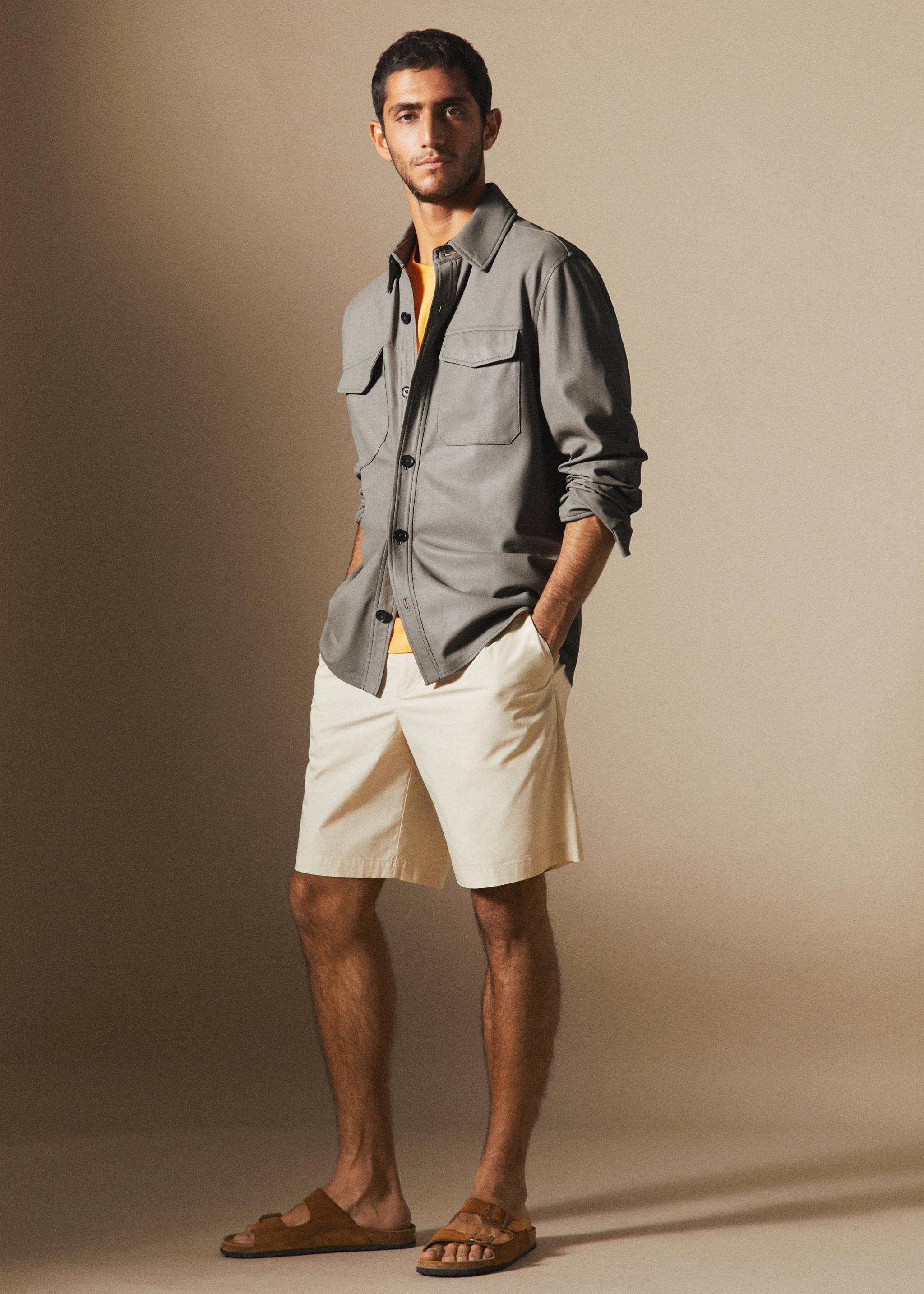 Cotton pleated Bermuda shorts - Details of the article 5