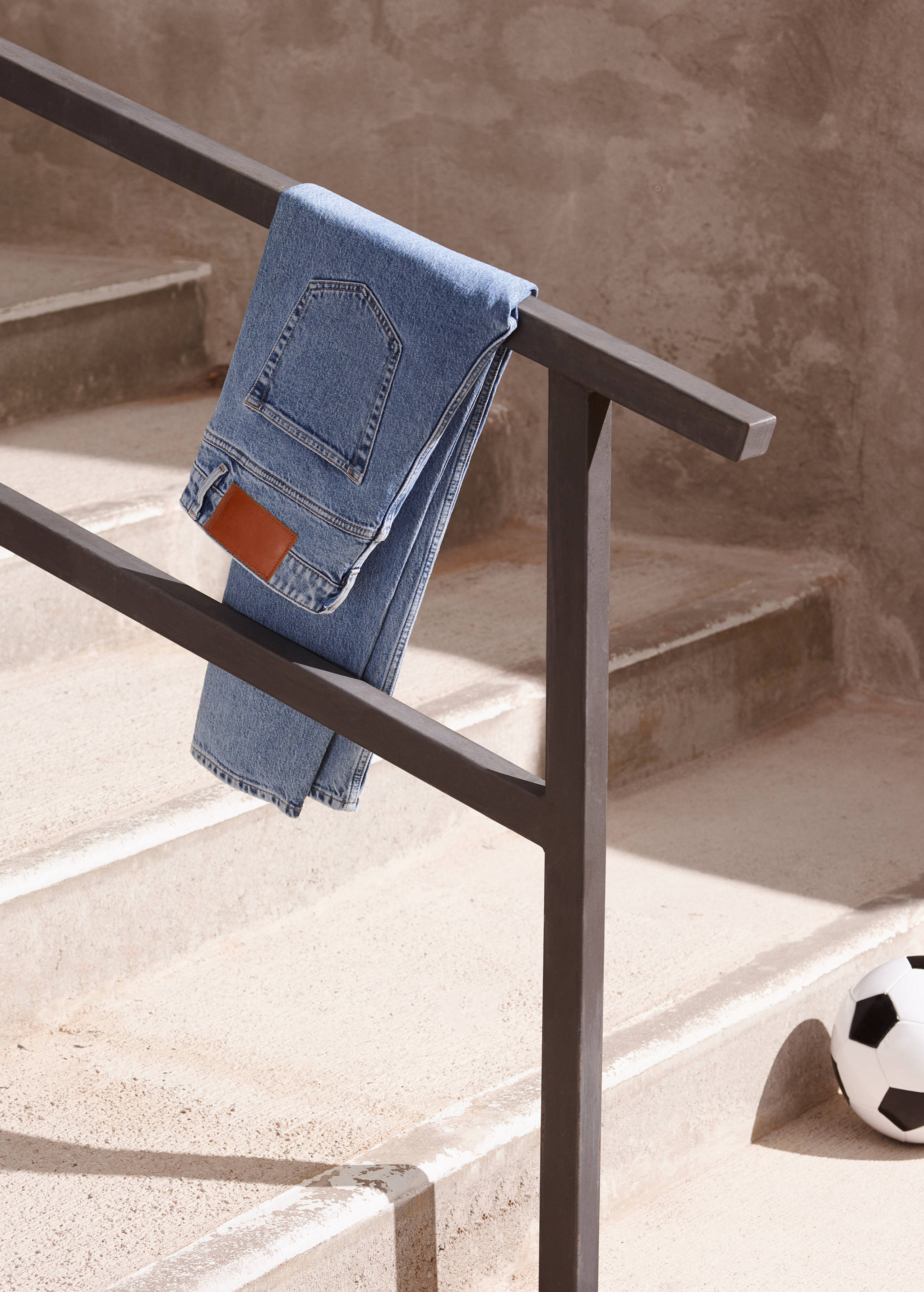 Tapered Jeans Ben in Cropped-Länge - Detail des Artikels 4