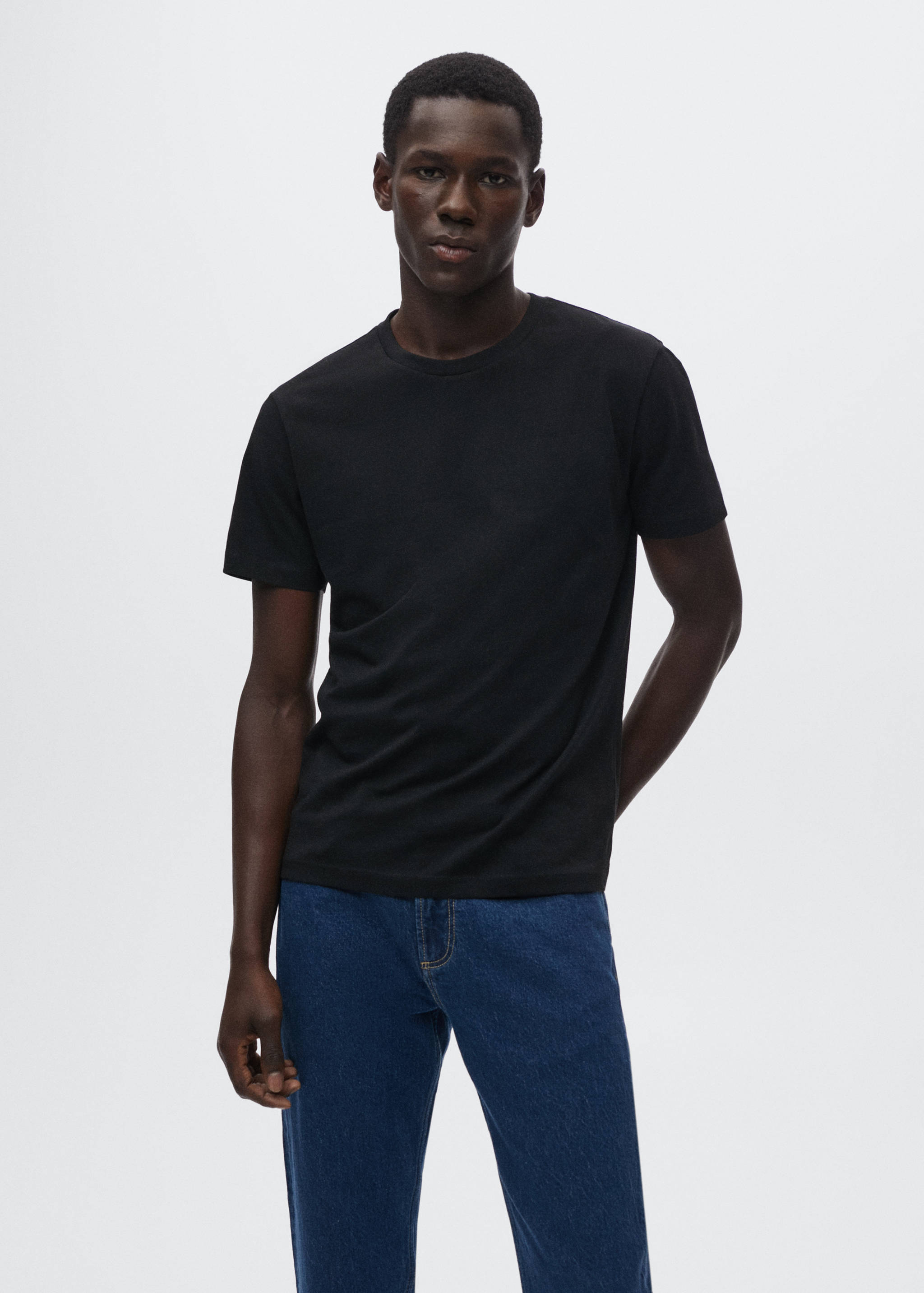 Basic t-skjorter i bærekraftig bomull - Halvtotal bildeutsnitt