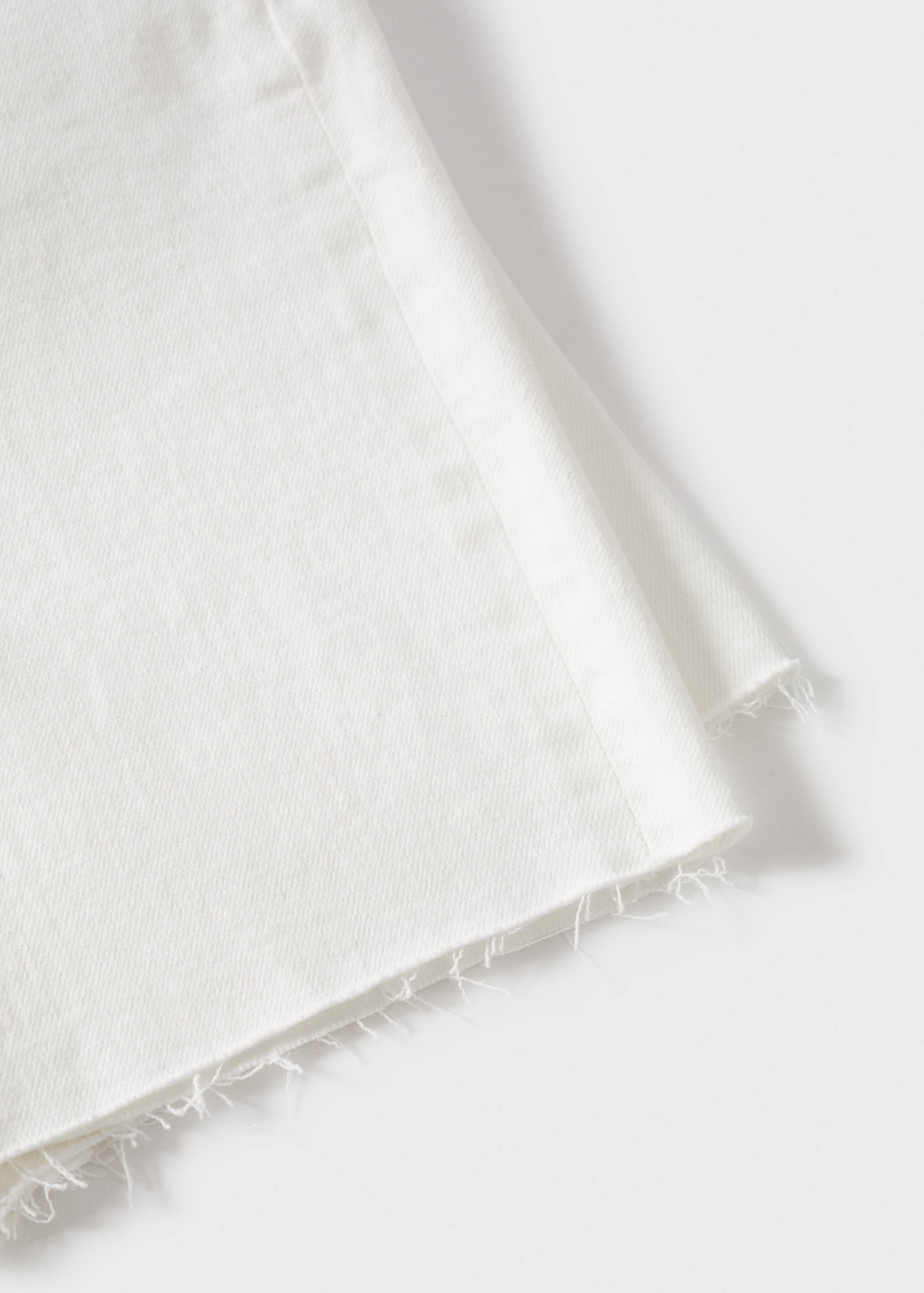 Frayed hem denim shorts - Details of the article 8