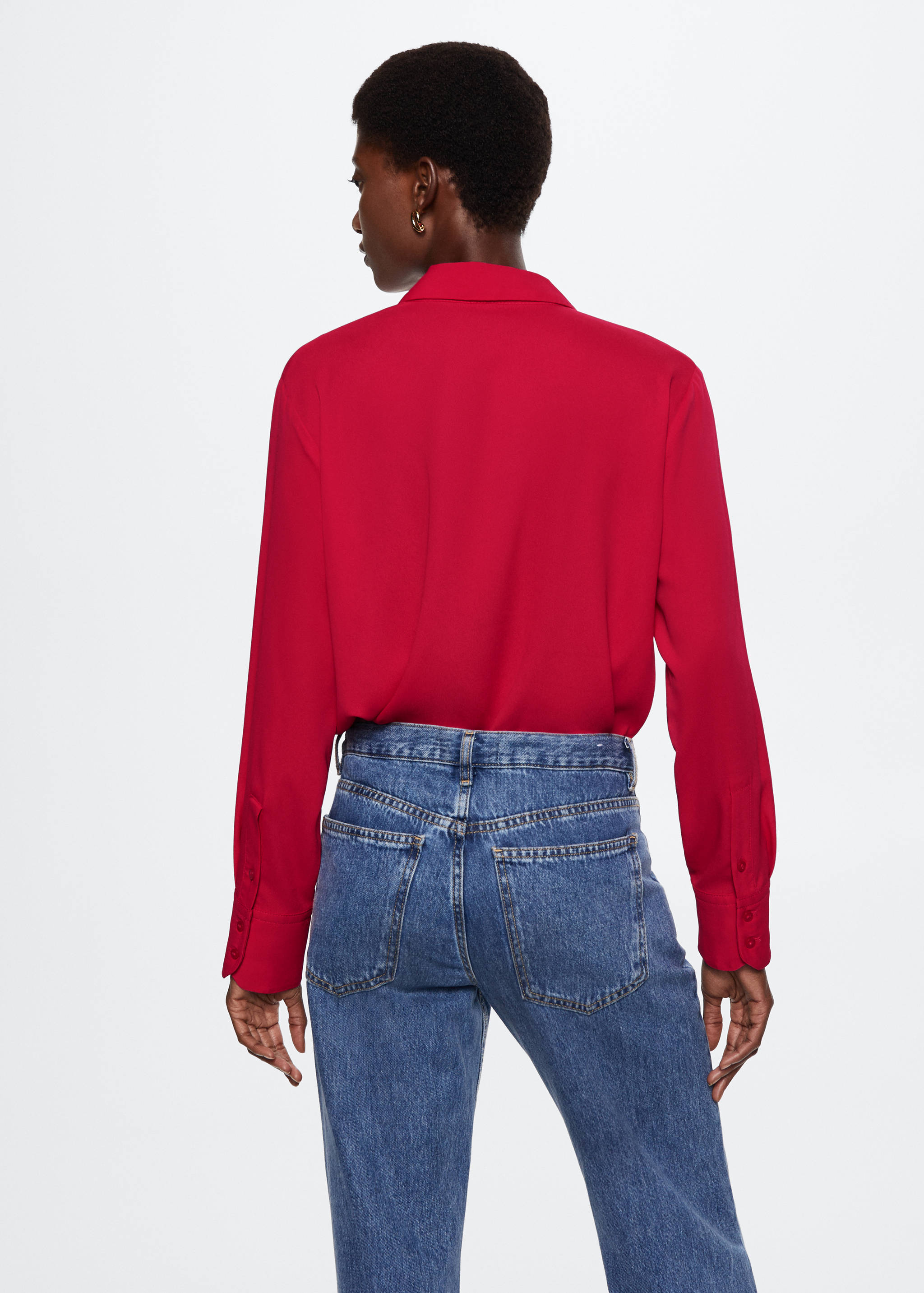 Buttoned flowy shirt - Reverse of the article