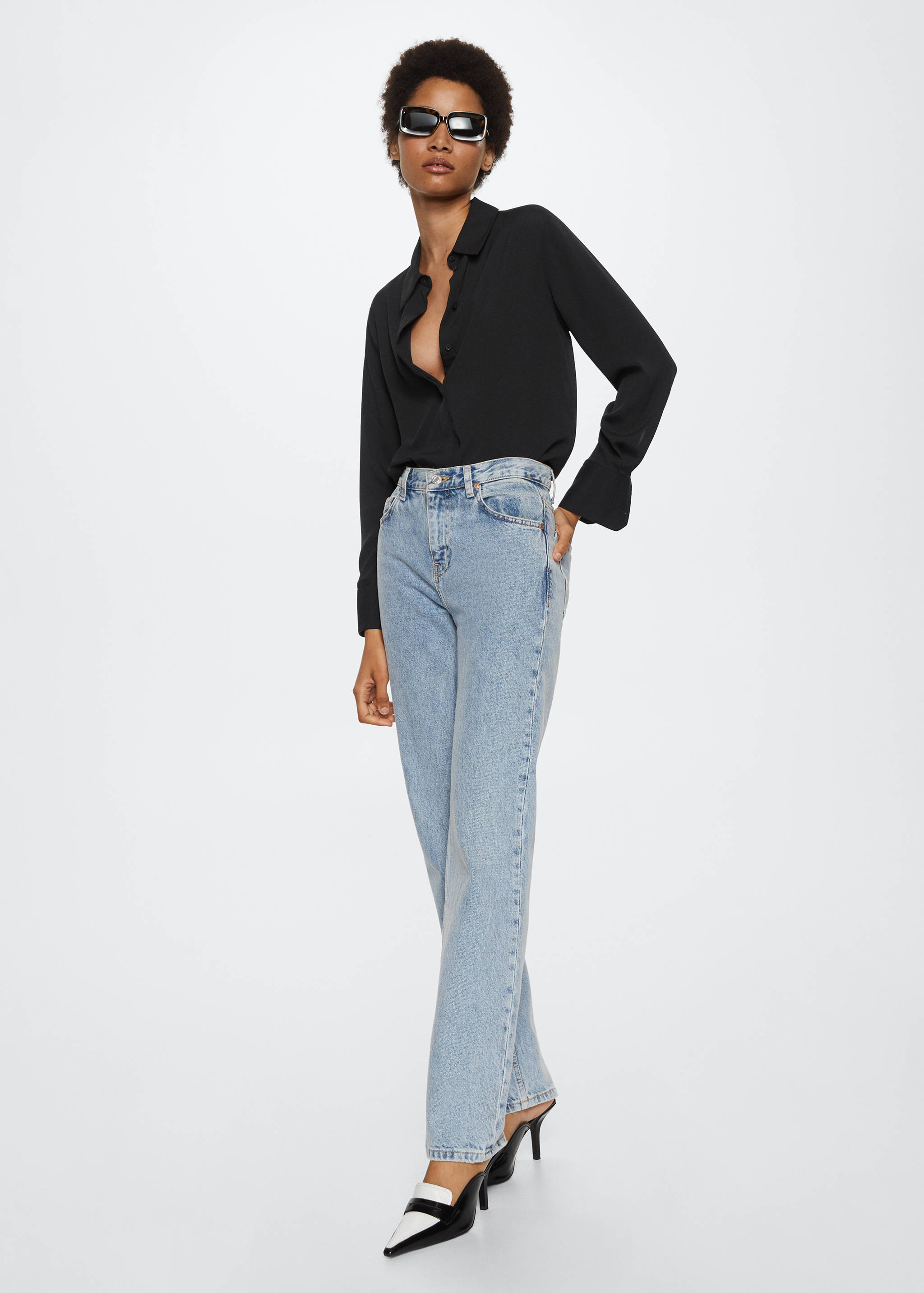 Buttoned flowy shirt - General plane