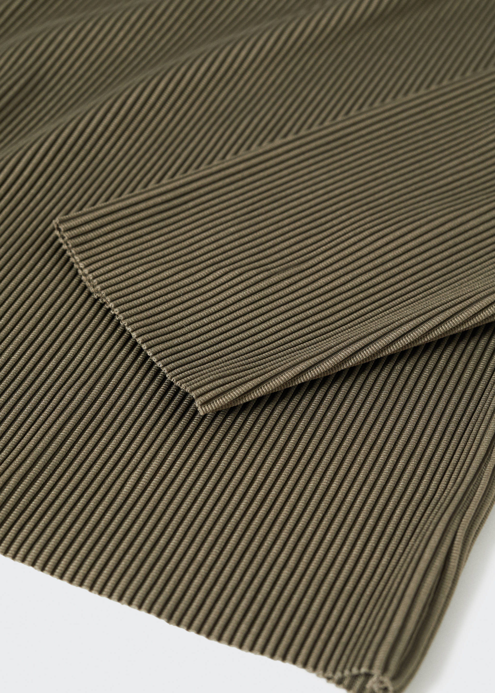 Camiseta plisada - Detalle del artículo 8