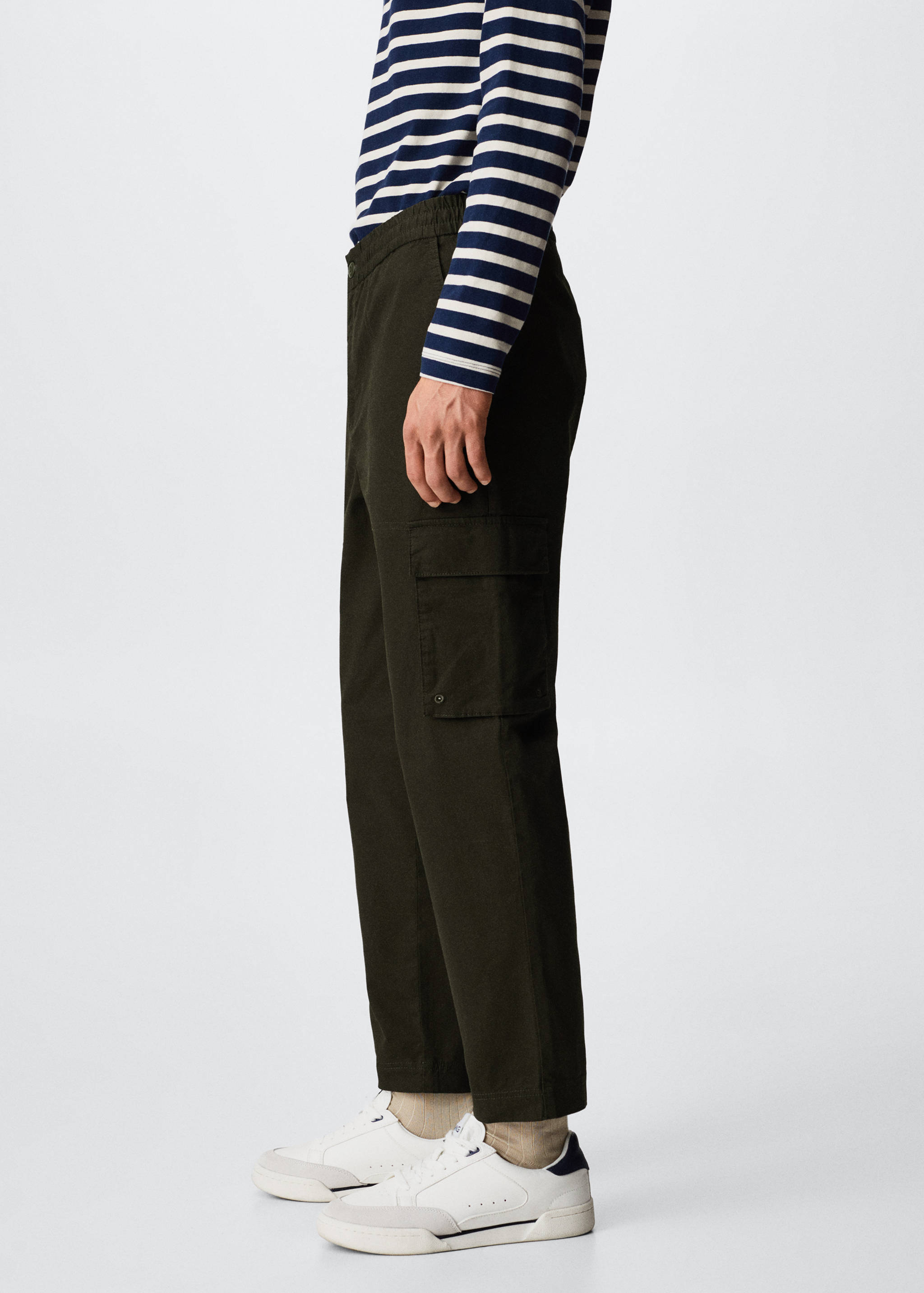Cotton cargo trousers - Details of the article 2