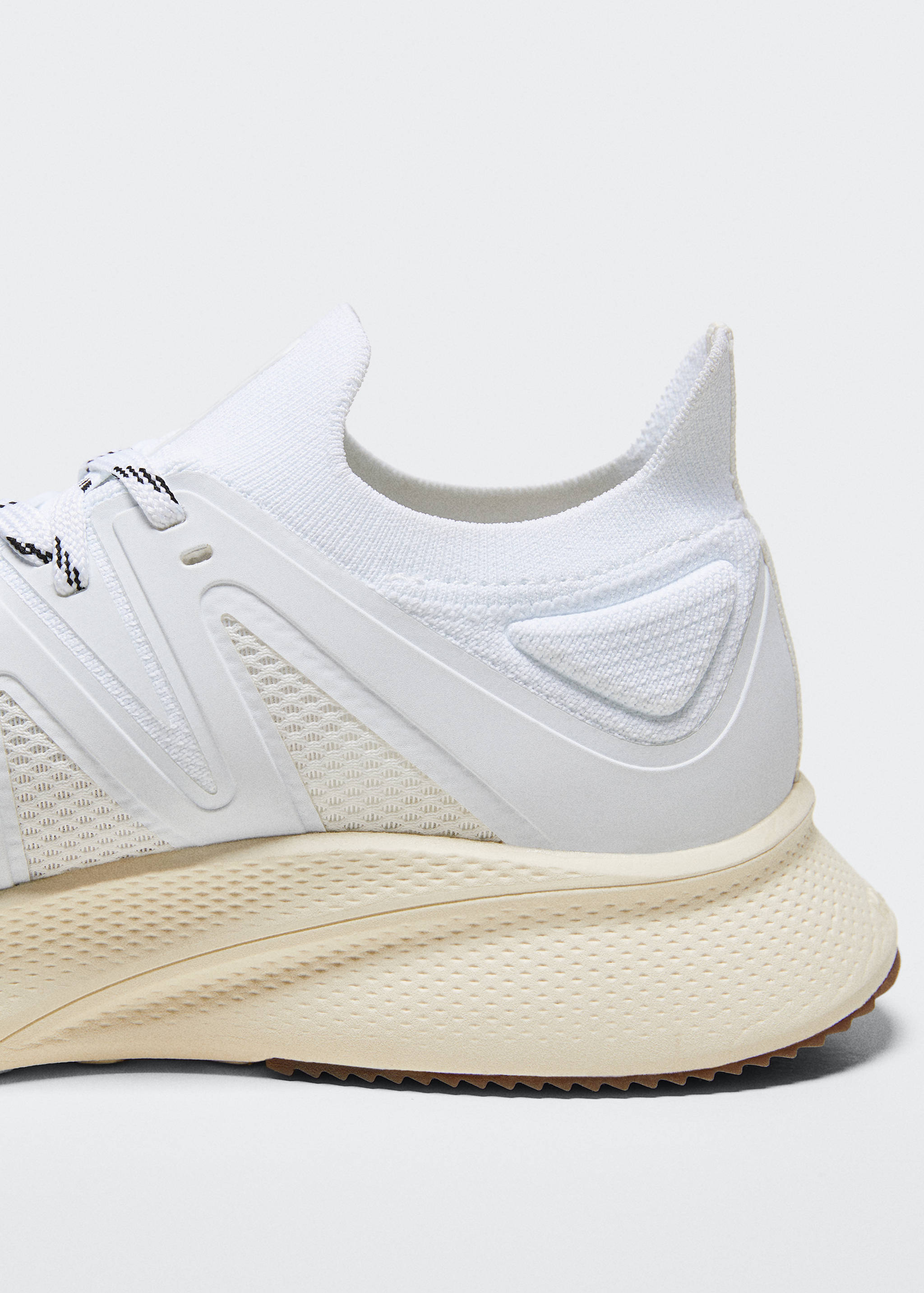 Running shoes - Details of the article 3