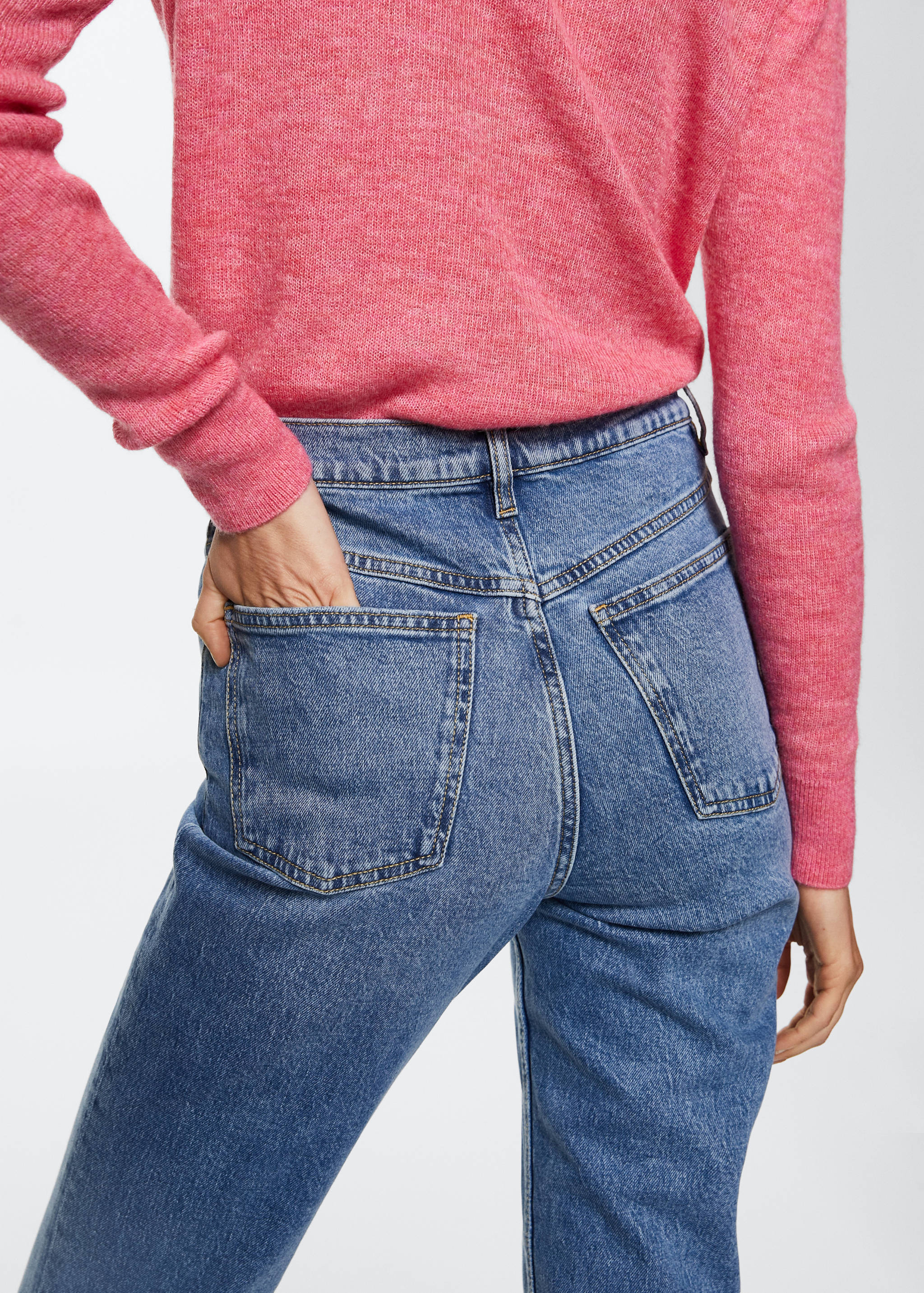 Mom comfort high-rise jeans - Details of the article 2