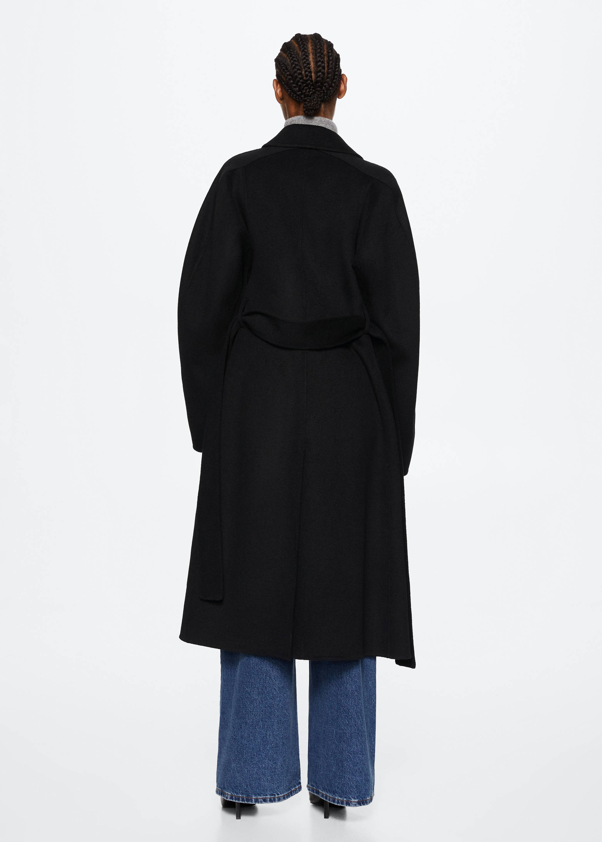 Fitted handmade wool  - Reverse of the article