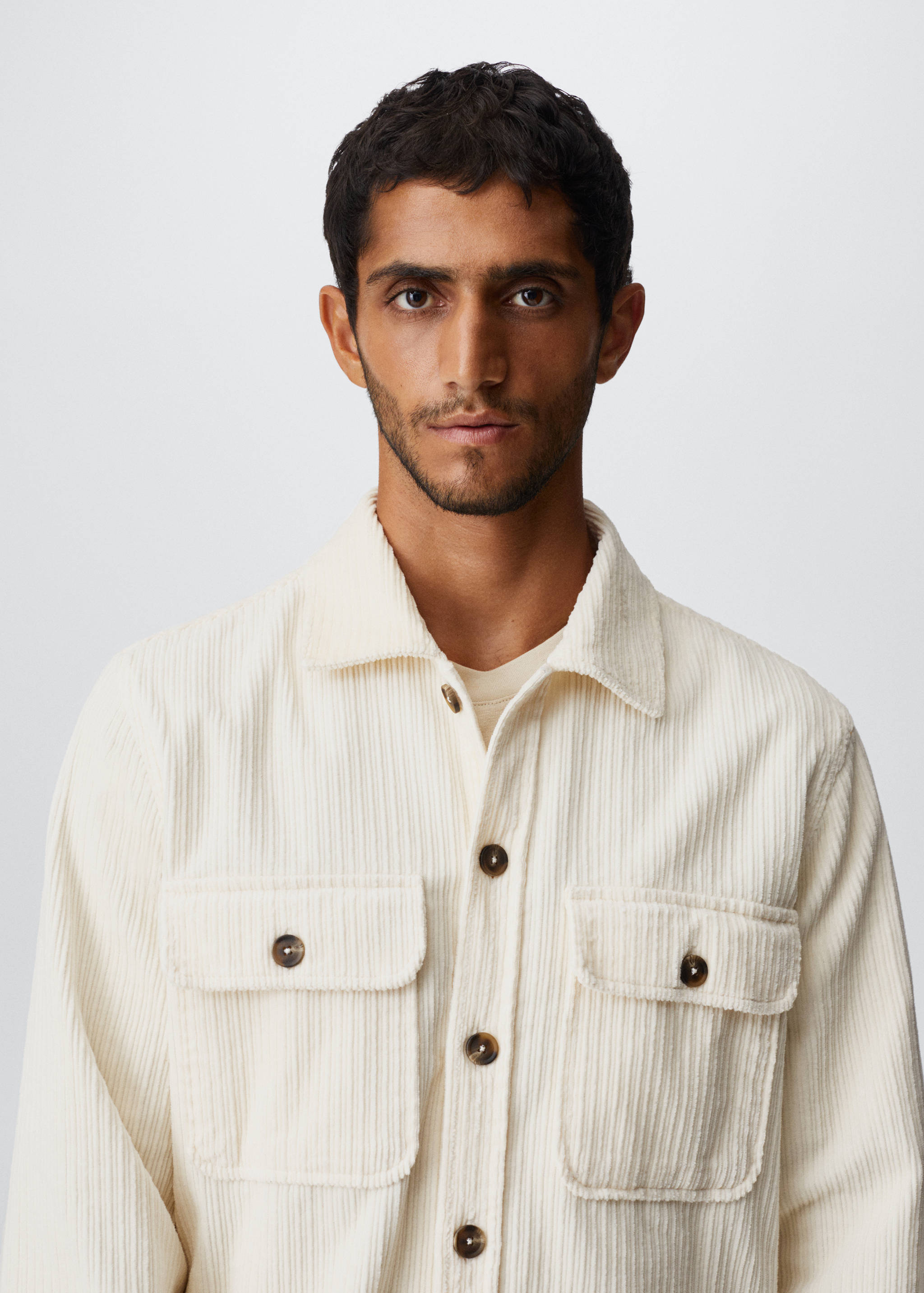 Surchemise velours côtelé poches - Détail de l'article 4