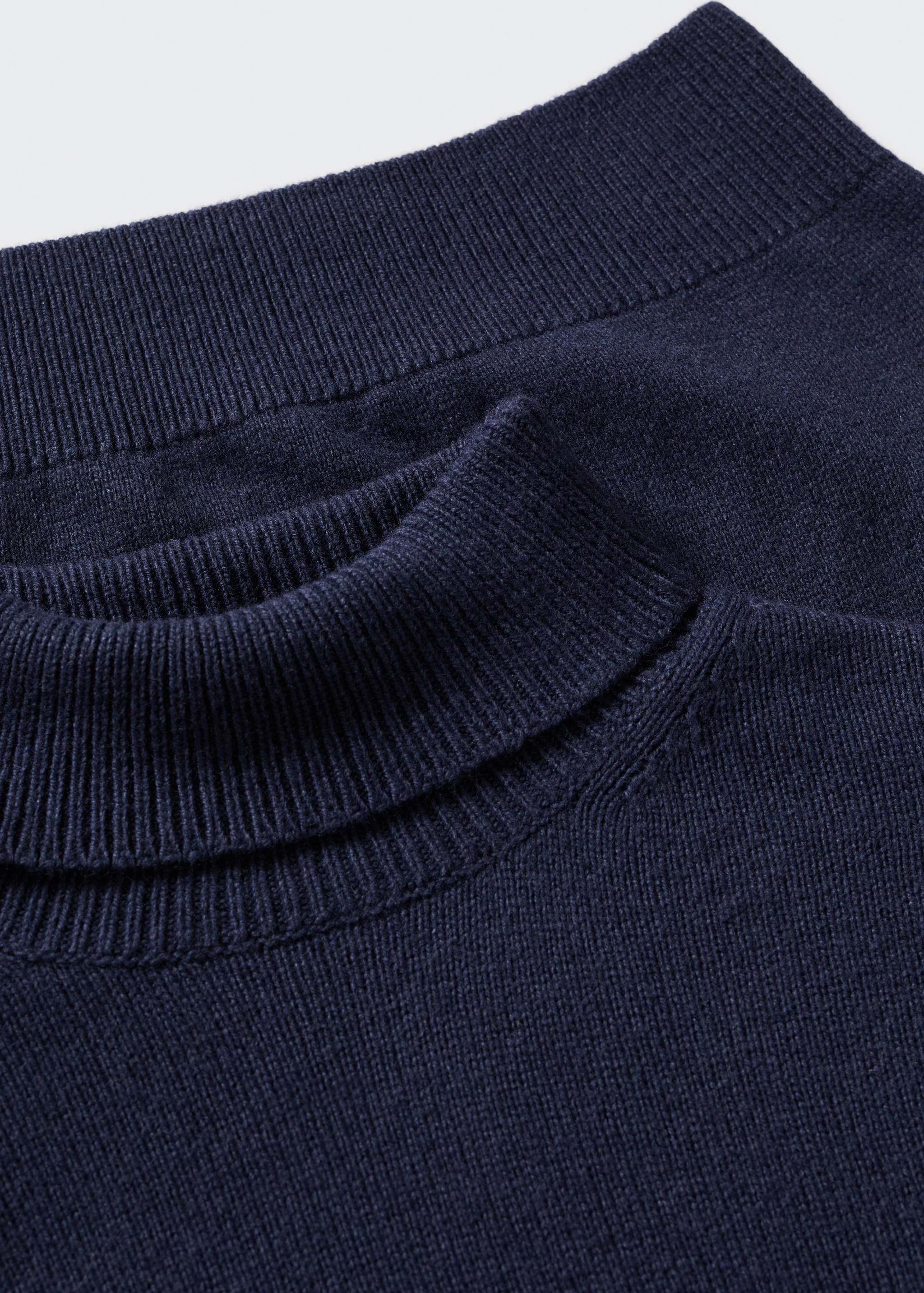 Turtleneck wool sweater - Details of the article 8