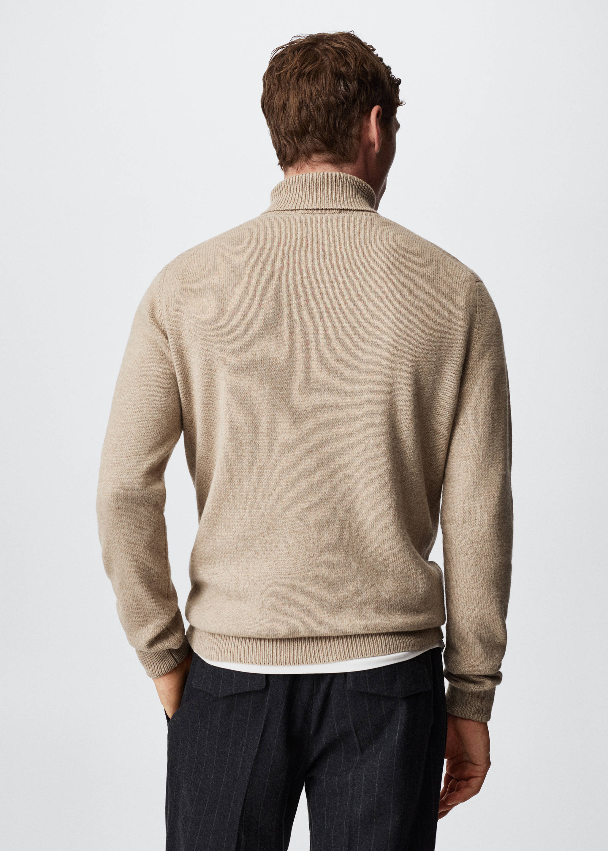 Turtleneck wool sweater - Reverse of the article