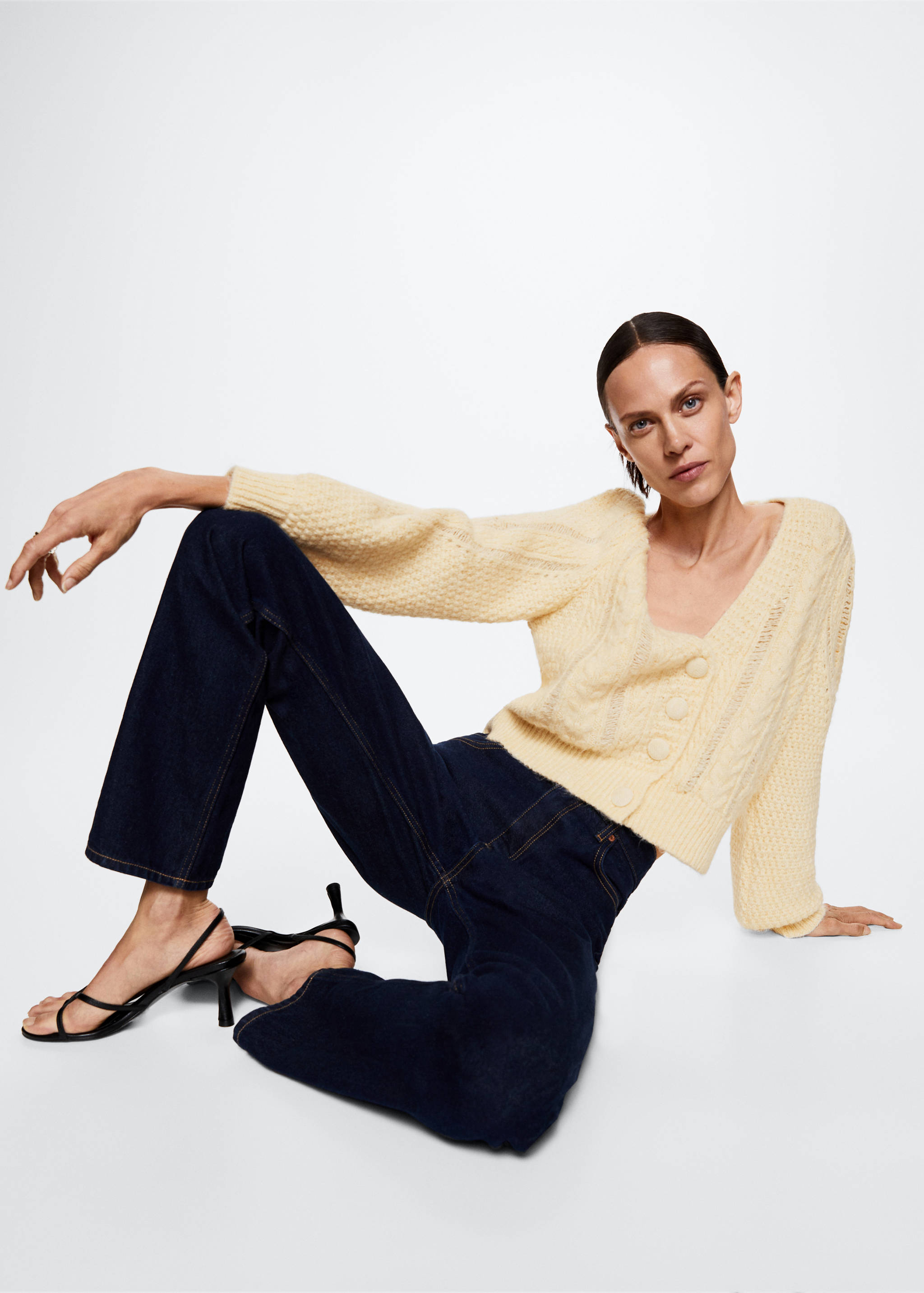 Buttoned knit braided cardigan - Details of the article 2