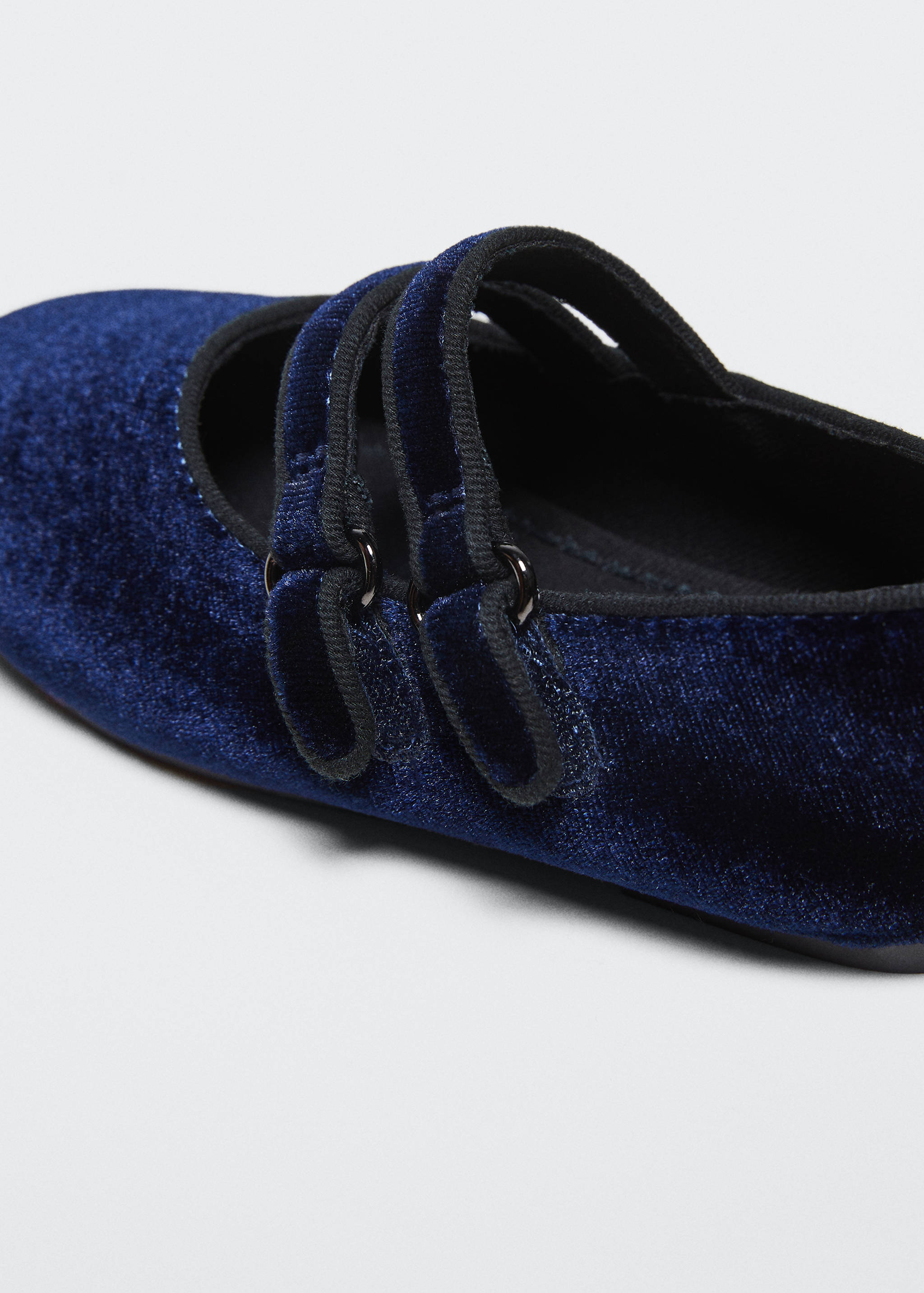 Riemchen-Ballerina mit Klettverschluss - Detail des Artikels 2