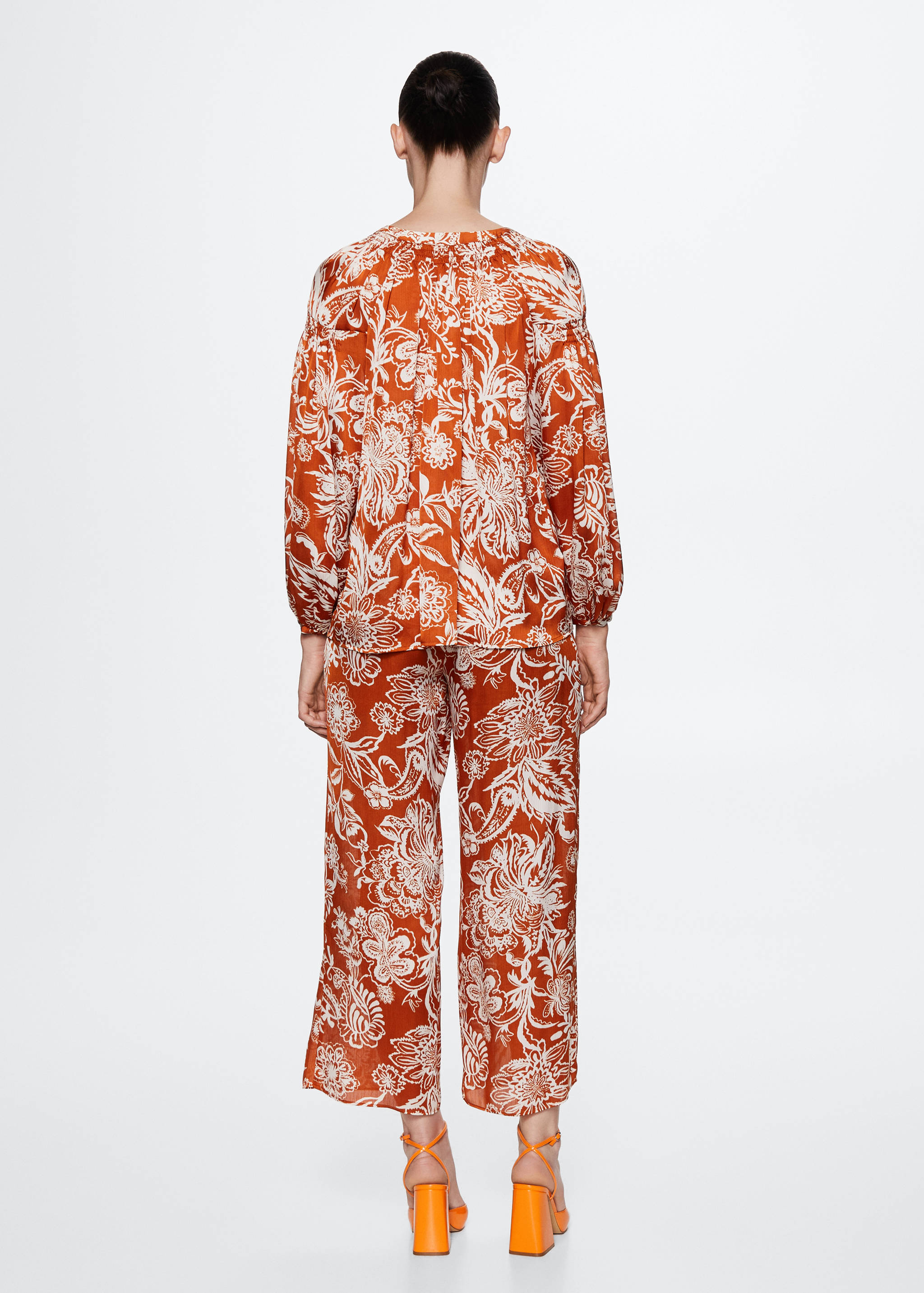 Satin print blouse - Reverse of the article