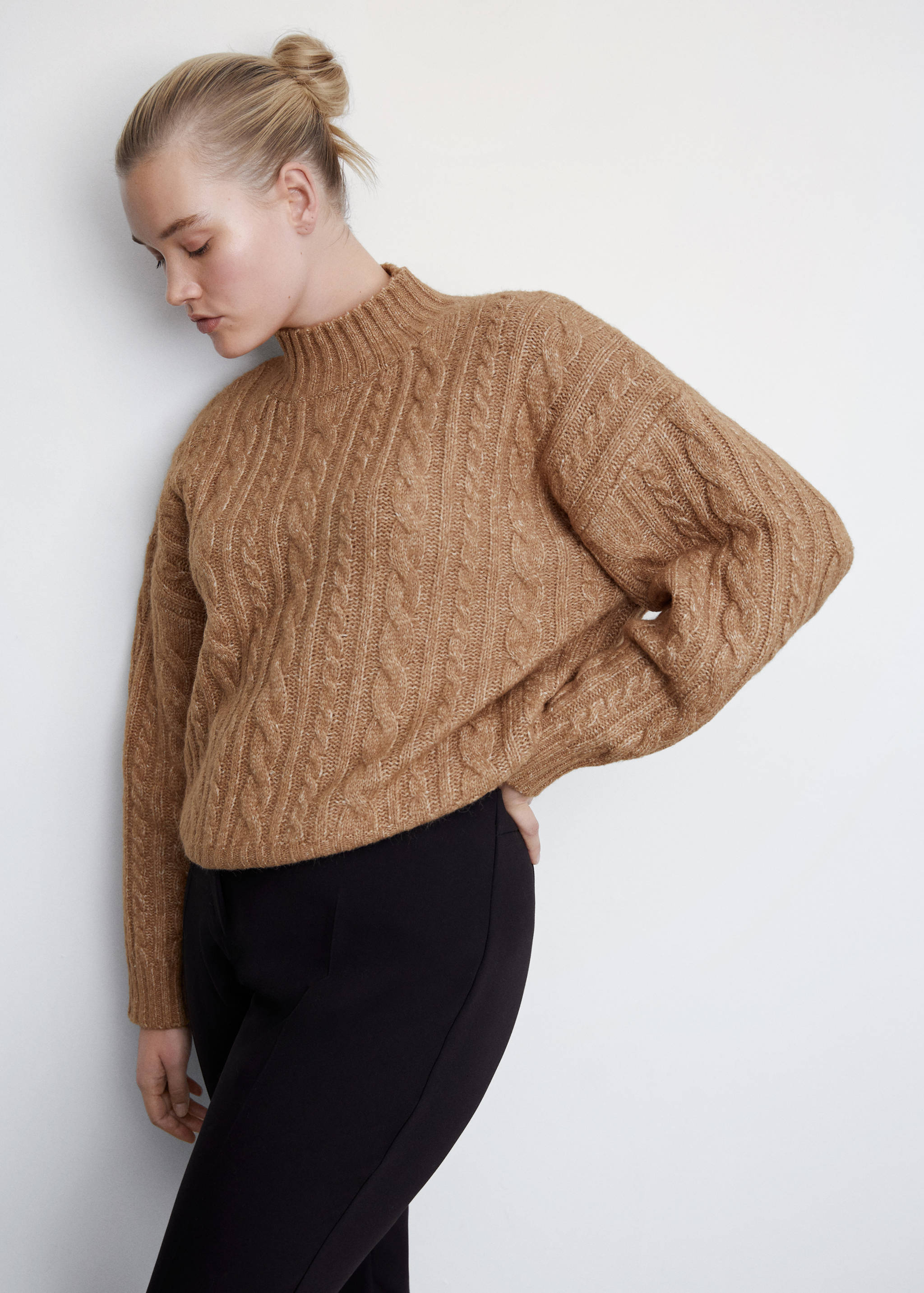Perkins-neck braided sweater  - Details of the article 4
