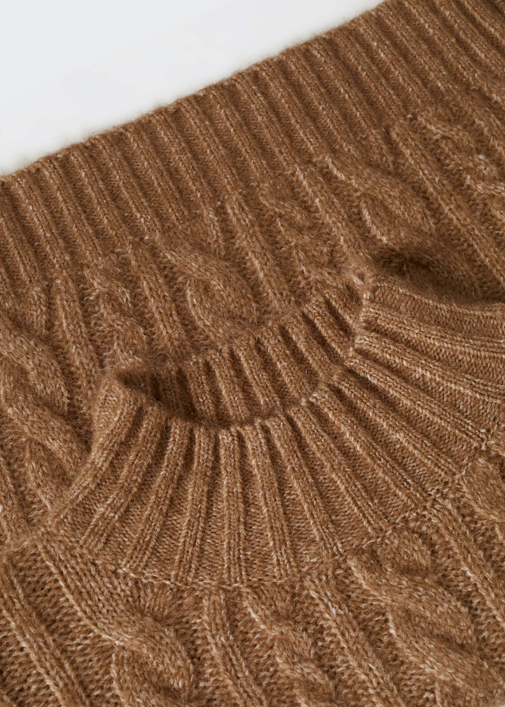 Perkins-neck braided sweater  - Details of the article 8