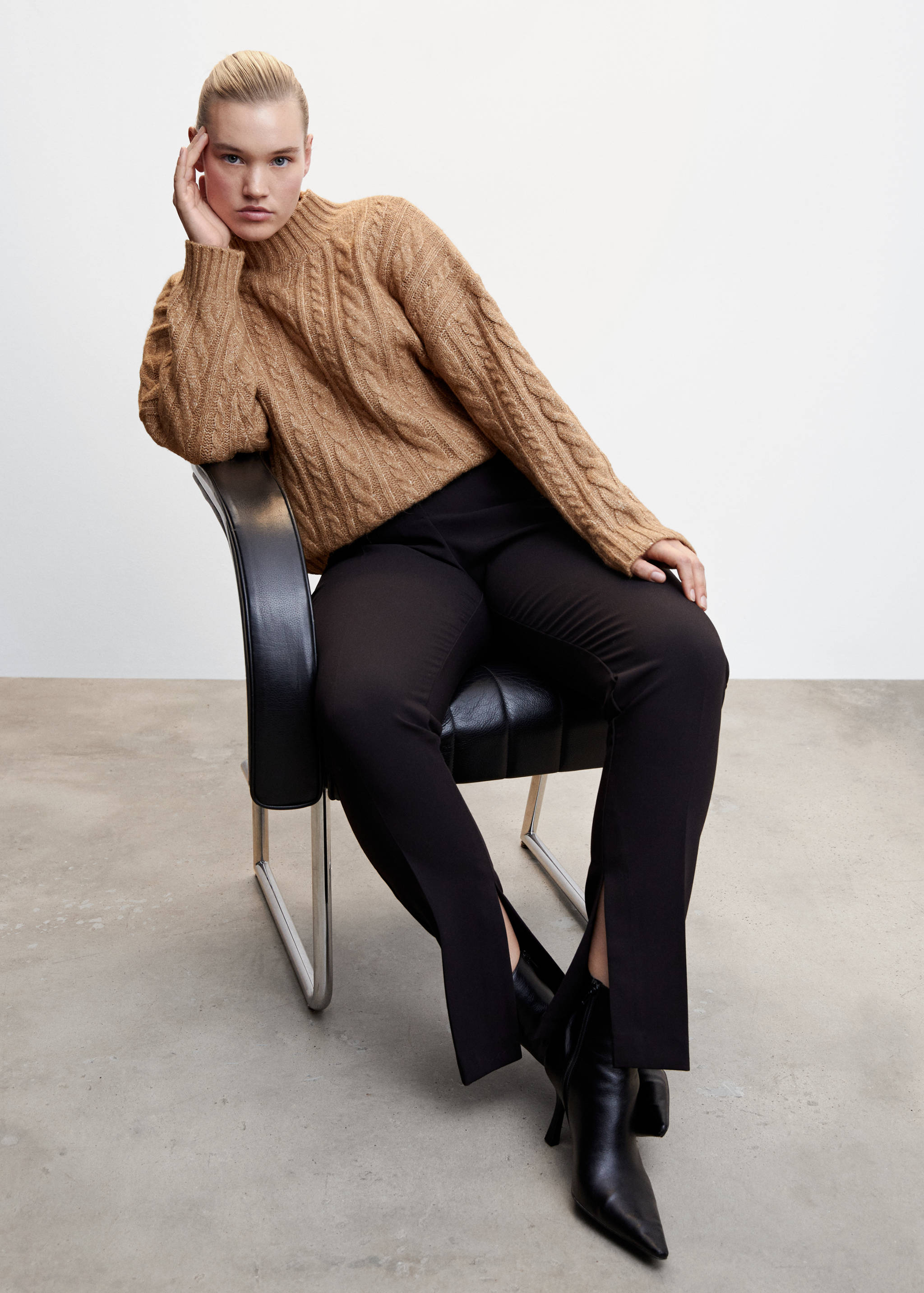 Perkins-neck braided sweater  - Details of the article 5