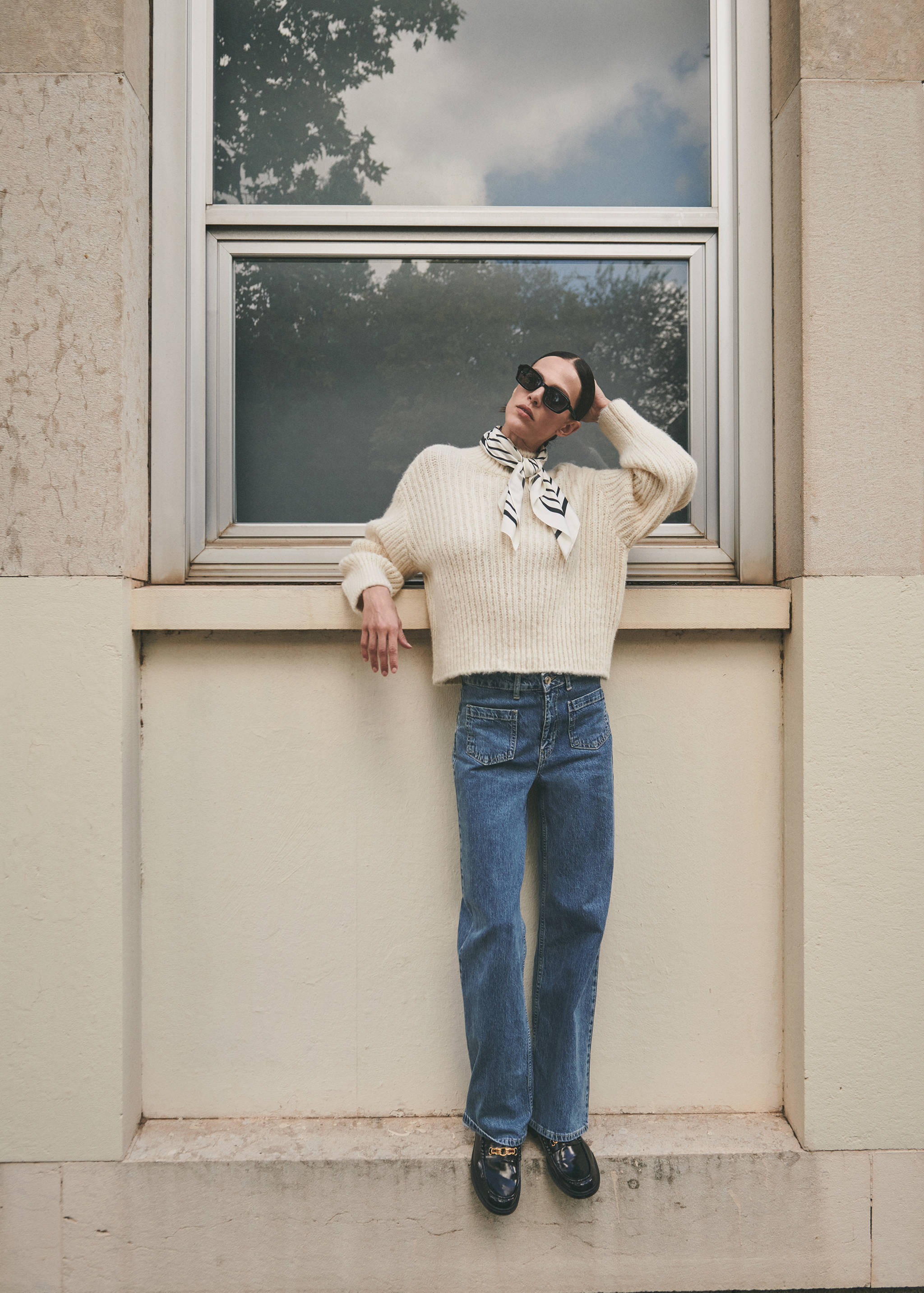 Wide-leg jeans with pockets - Details of the article 6