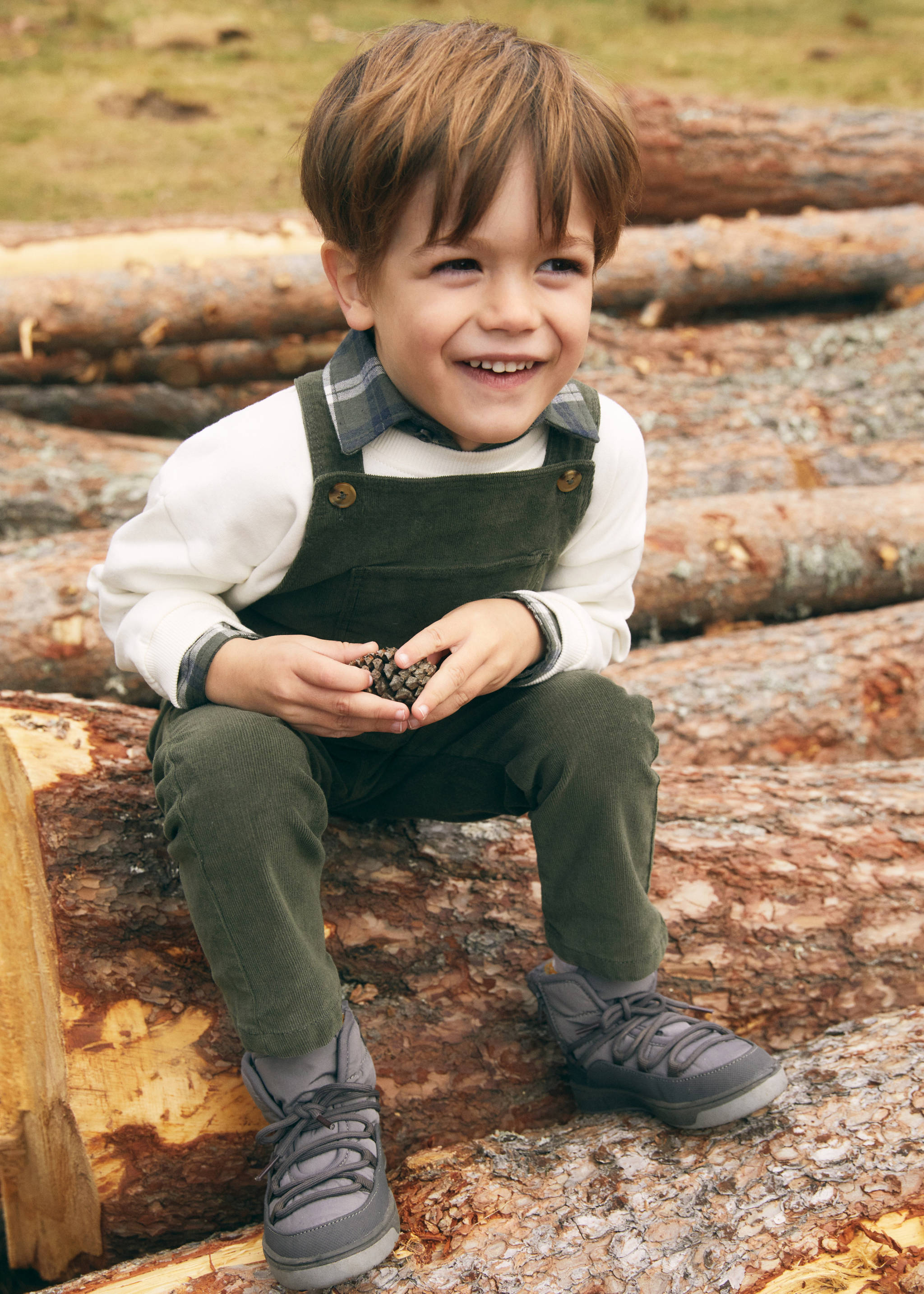 Bergstiefel mit Schnürsenkeln - Detail des Artikels 5