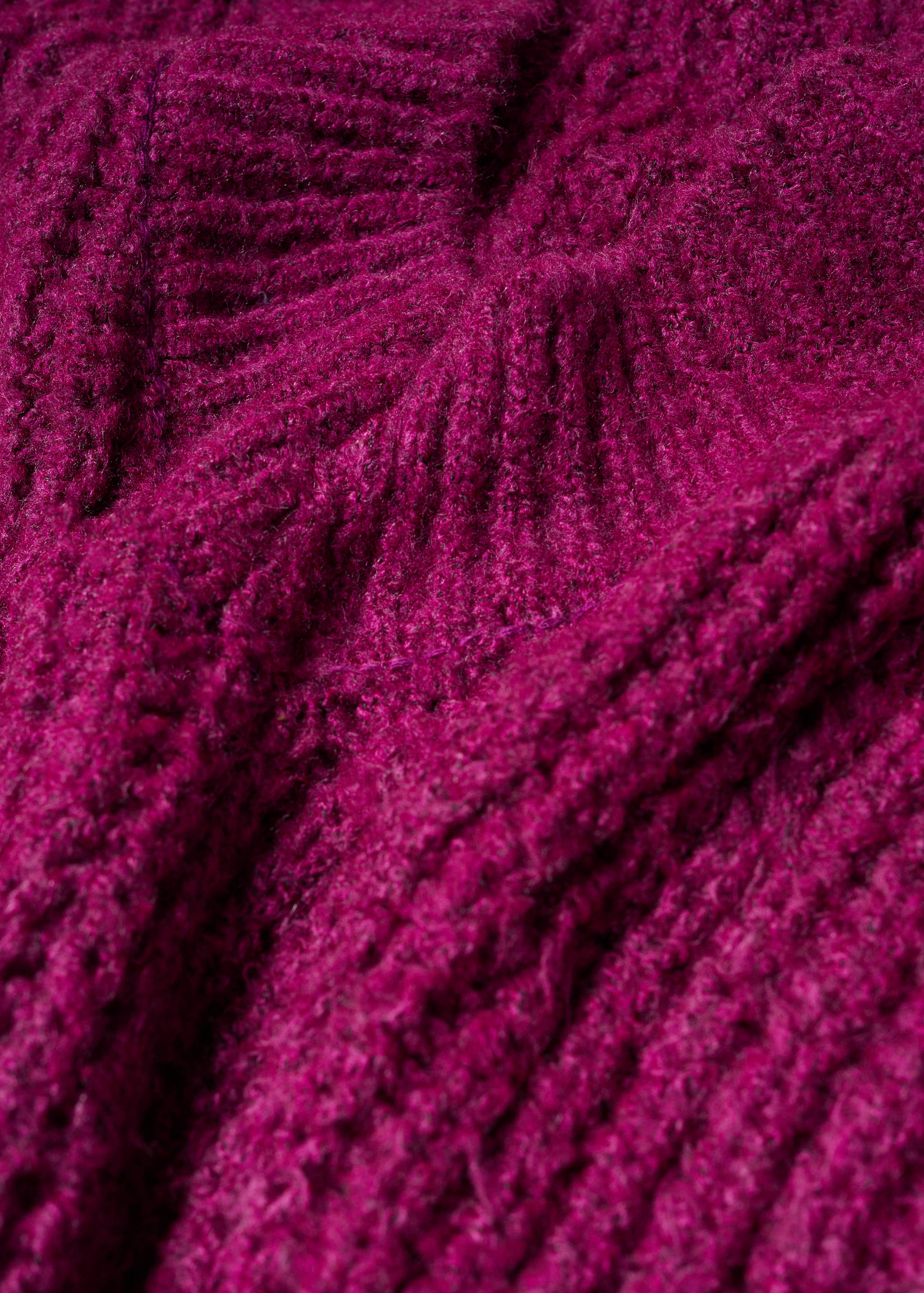 Oversized-Pullover mit V-Ausschnitt - Detail des Artikels 8