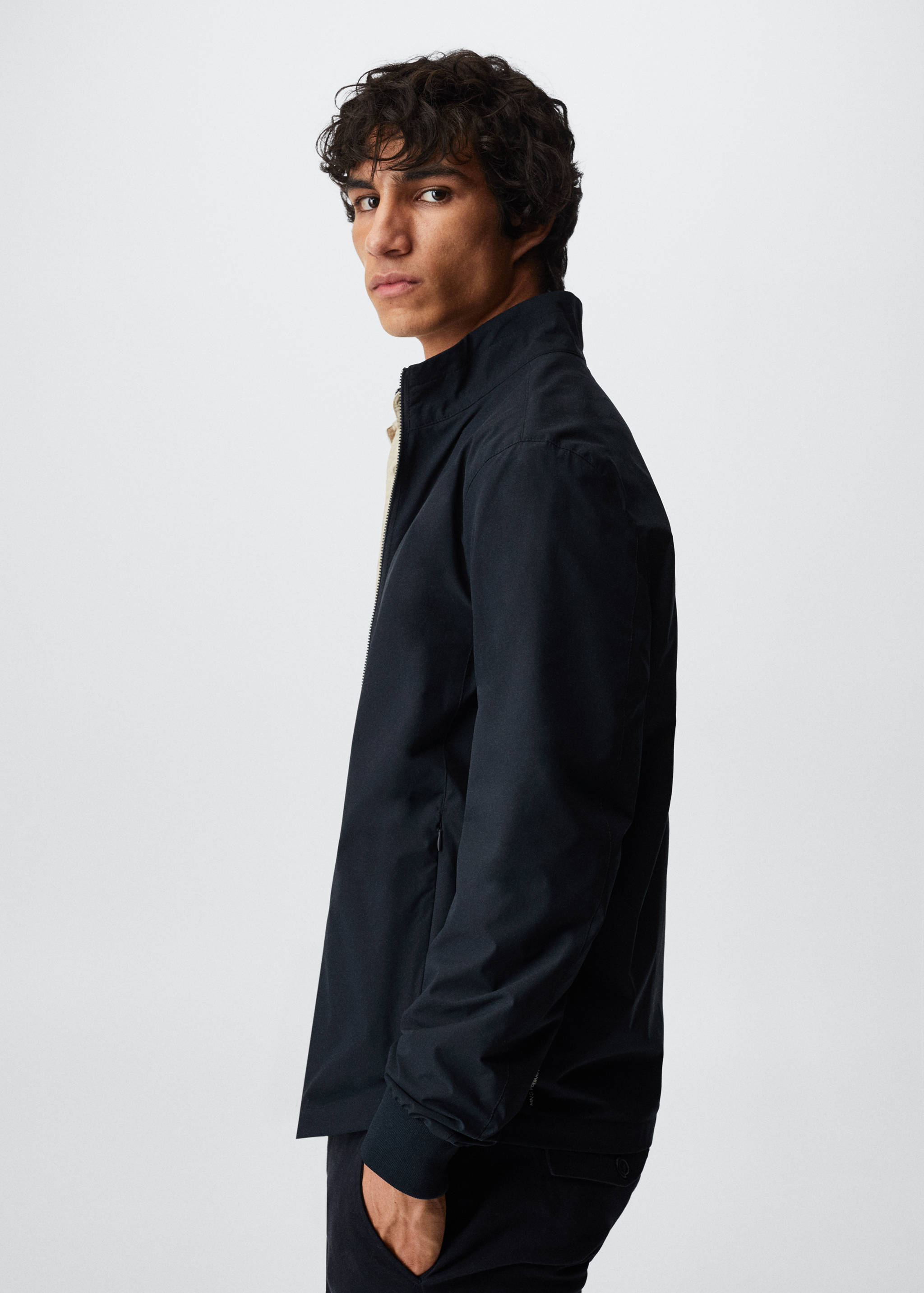Waterproof bomber jacket - Details of the article 2