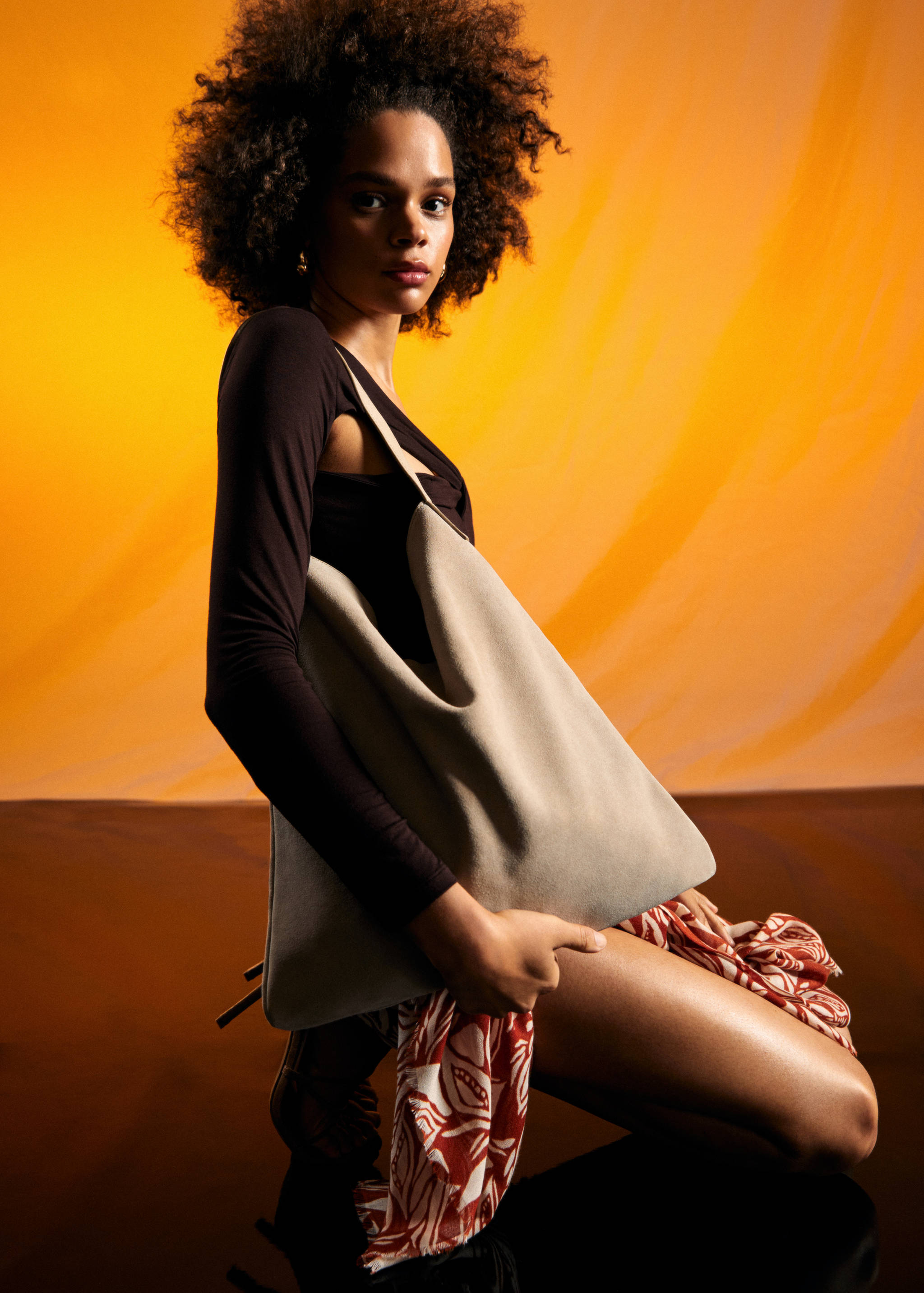 Leather bucket bag - General plane