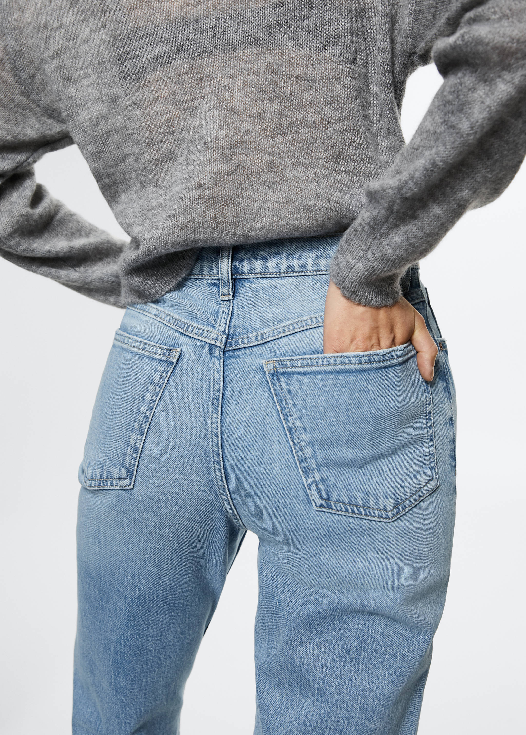 Mom high-waist jeans - Details of the article 2